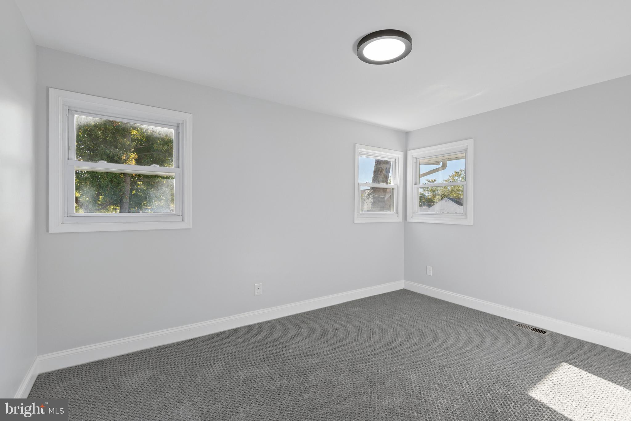 MCGUCKIAN - Residential