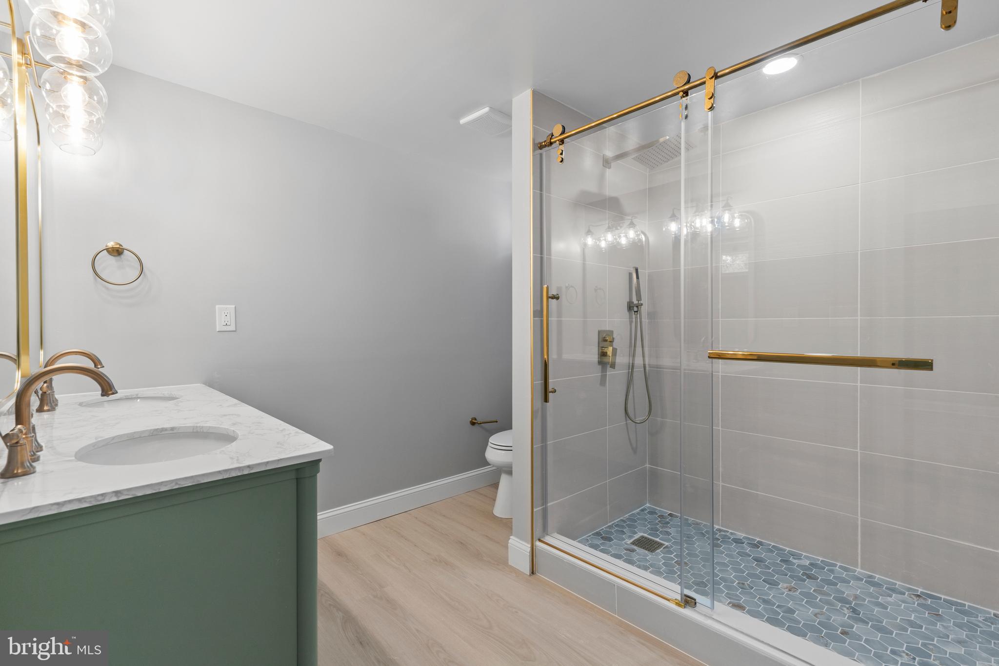 MCGUCKIAN - Residential