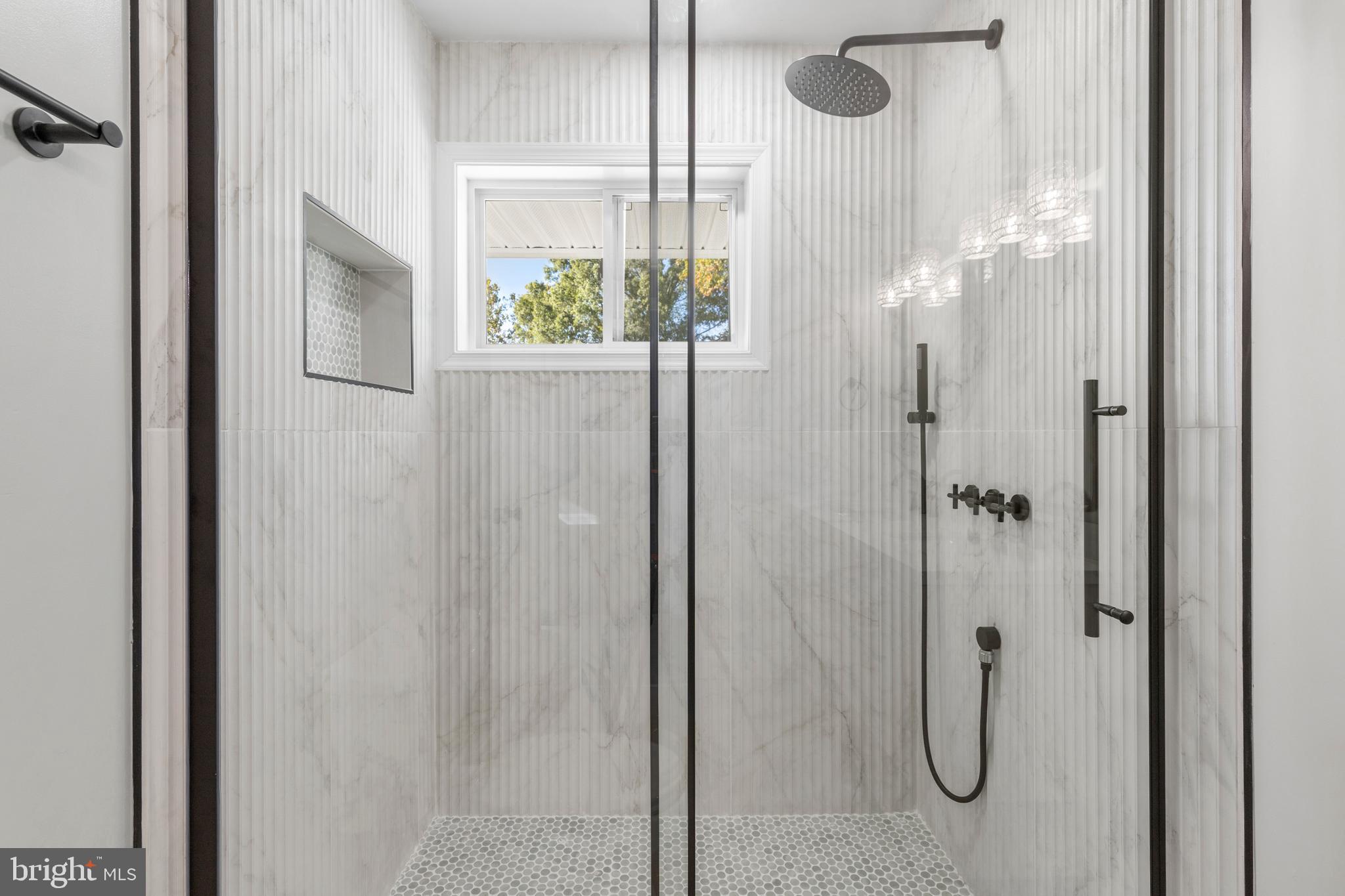 MCGUCKIAN - Residential