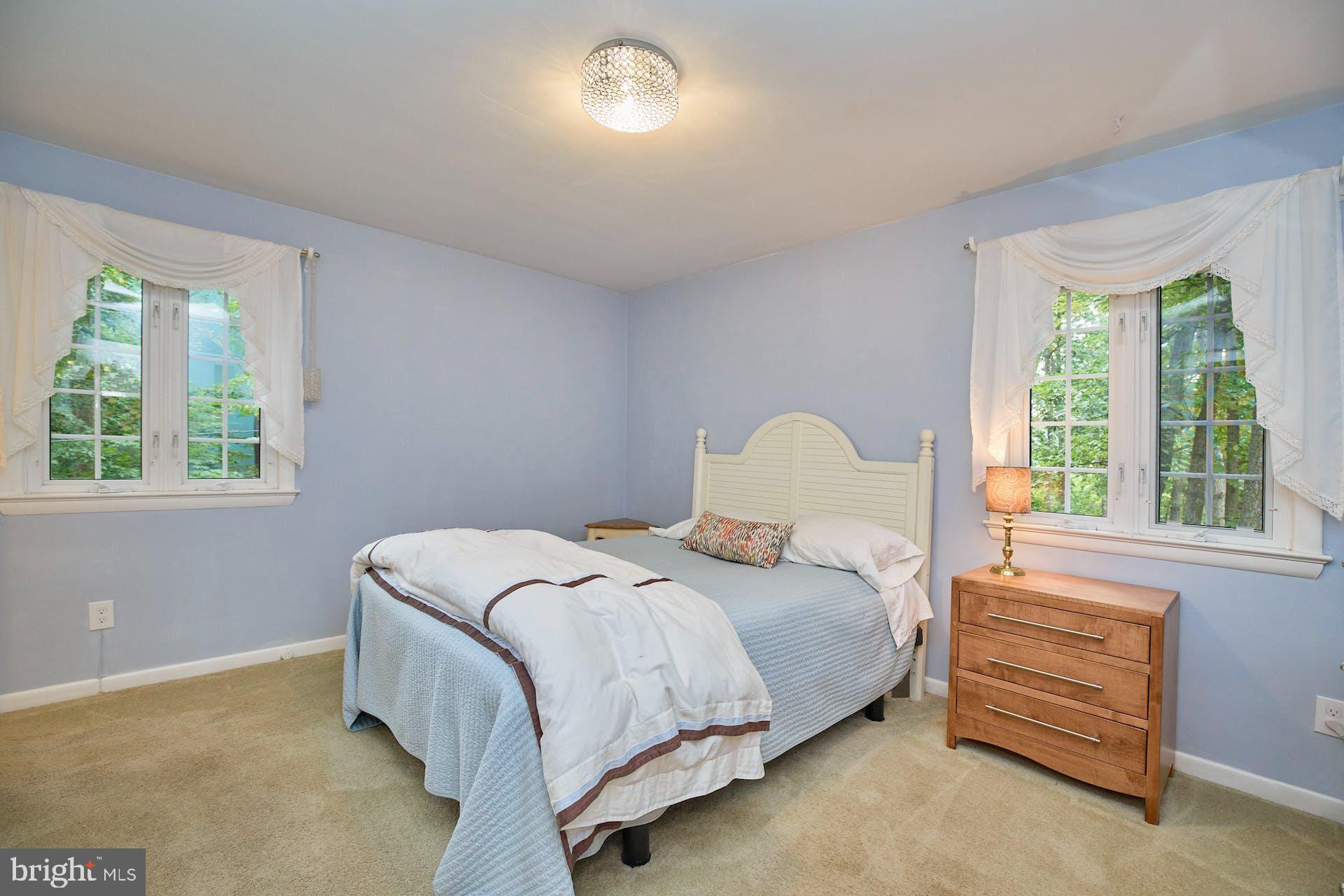 FONTAINEBLEAU ESTATES - Residential