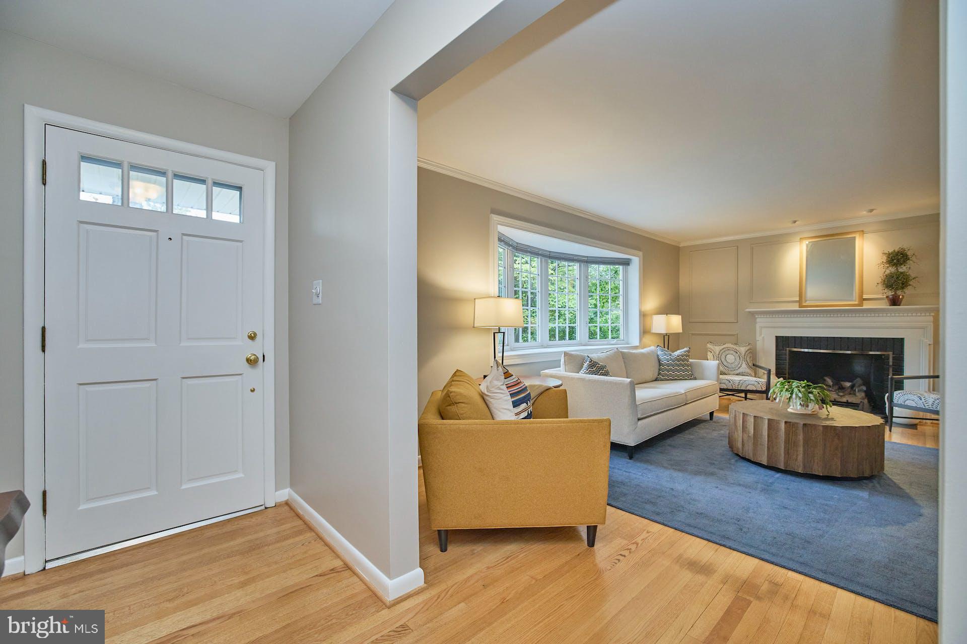 FONTAINEBLEAU ESTATES - Residential