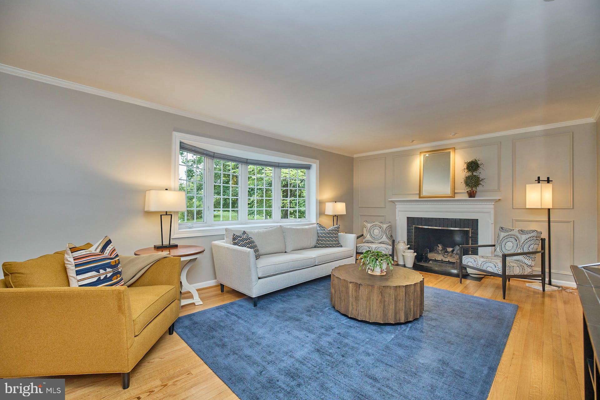 FONTAINEBLEAU ESTATES - Residential