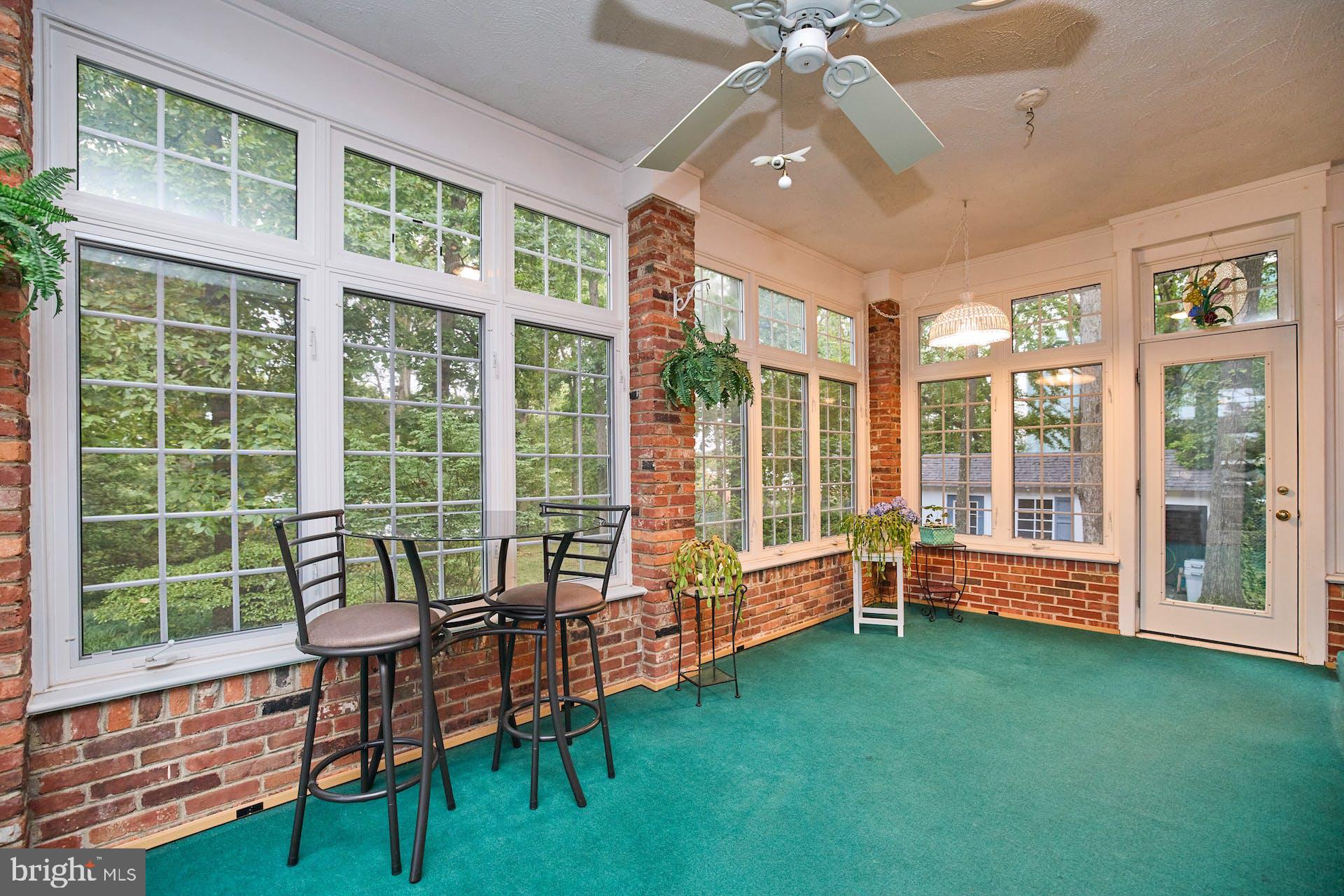 FONTAINEBLEAU ESTATES - Residential