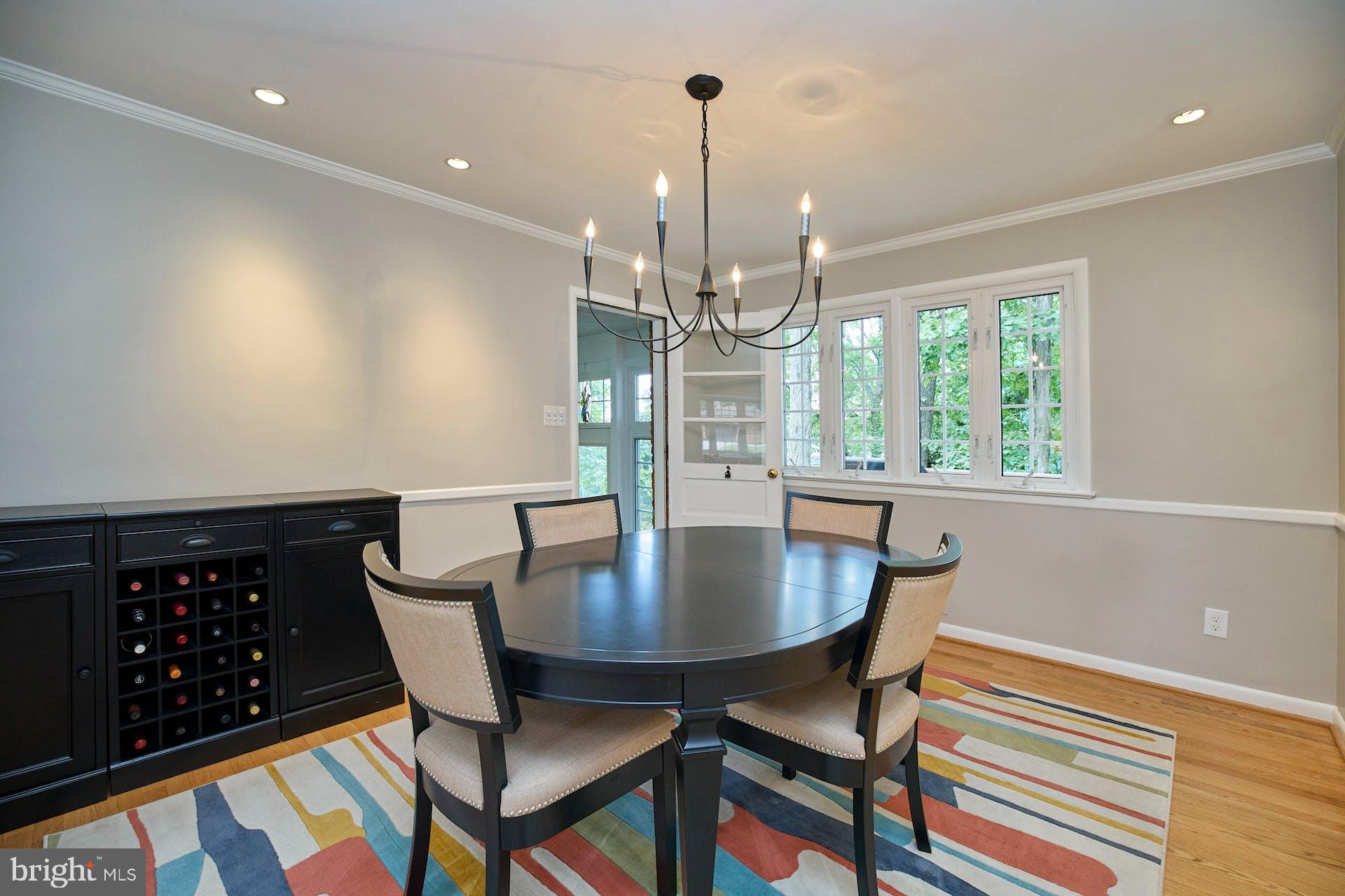 FONTAINEBLEAU ESTATES - Residential