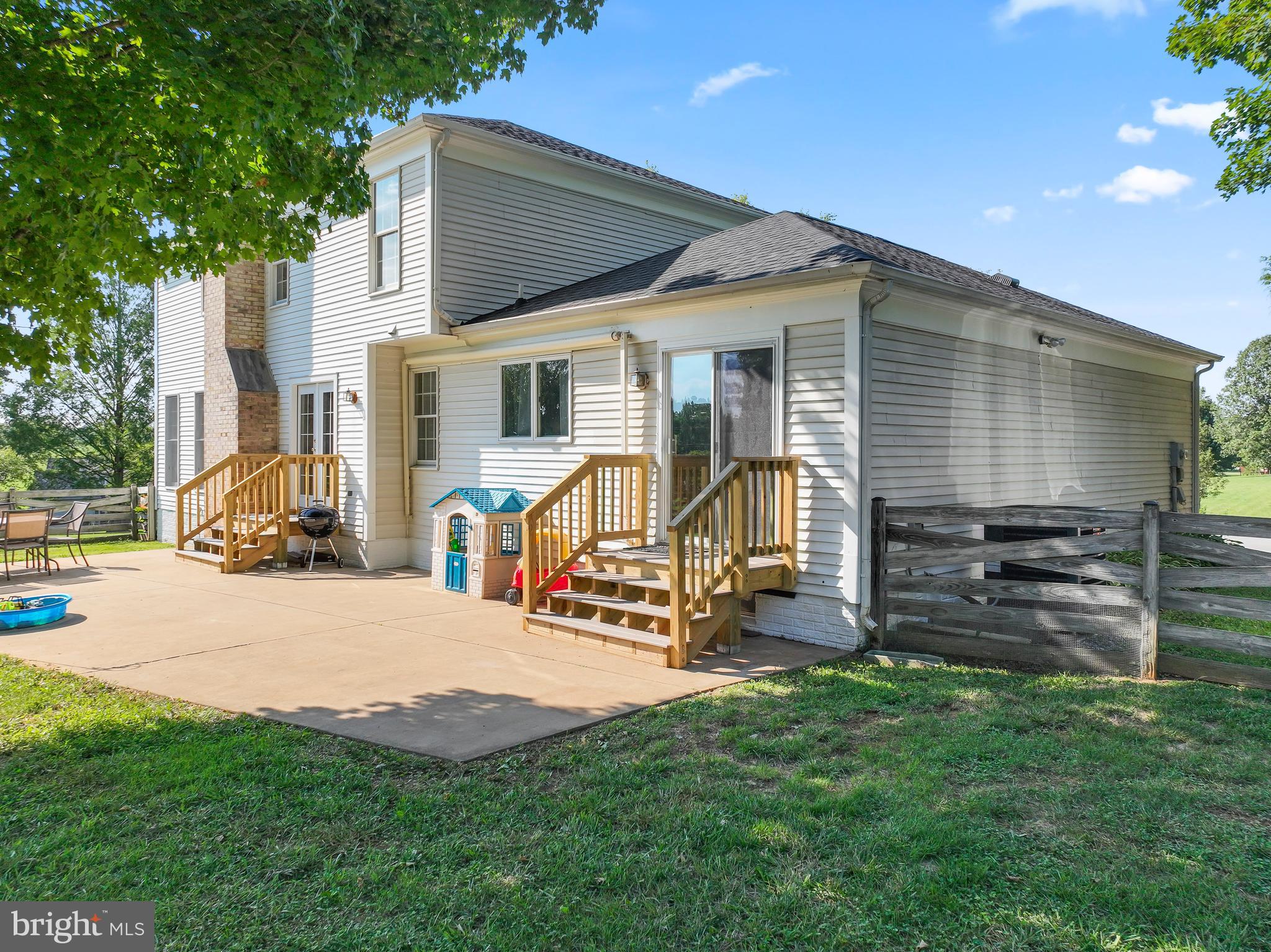 STEEPLE CHASE - Residential