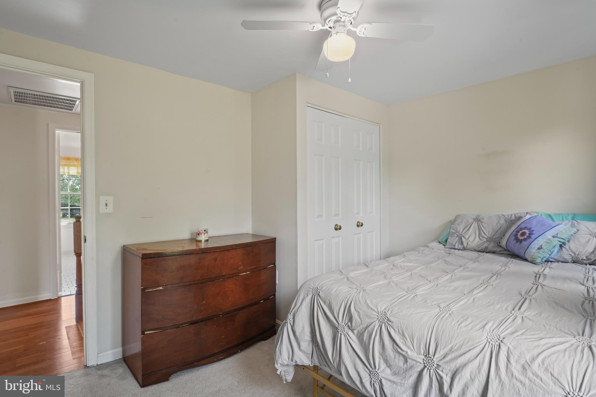 STEEPLE CHASE - Residential