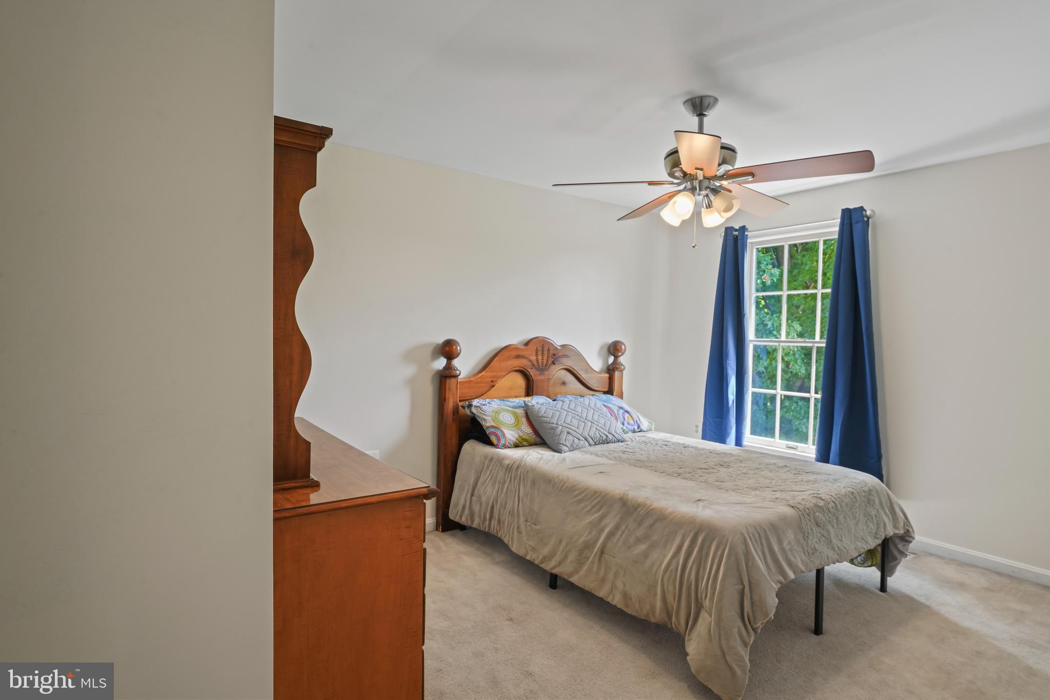 STEEPLE CHASE - Residential