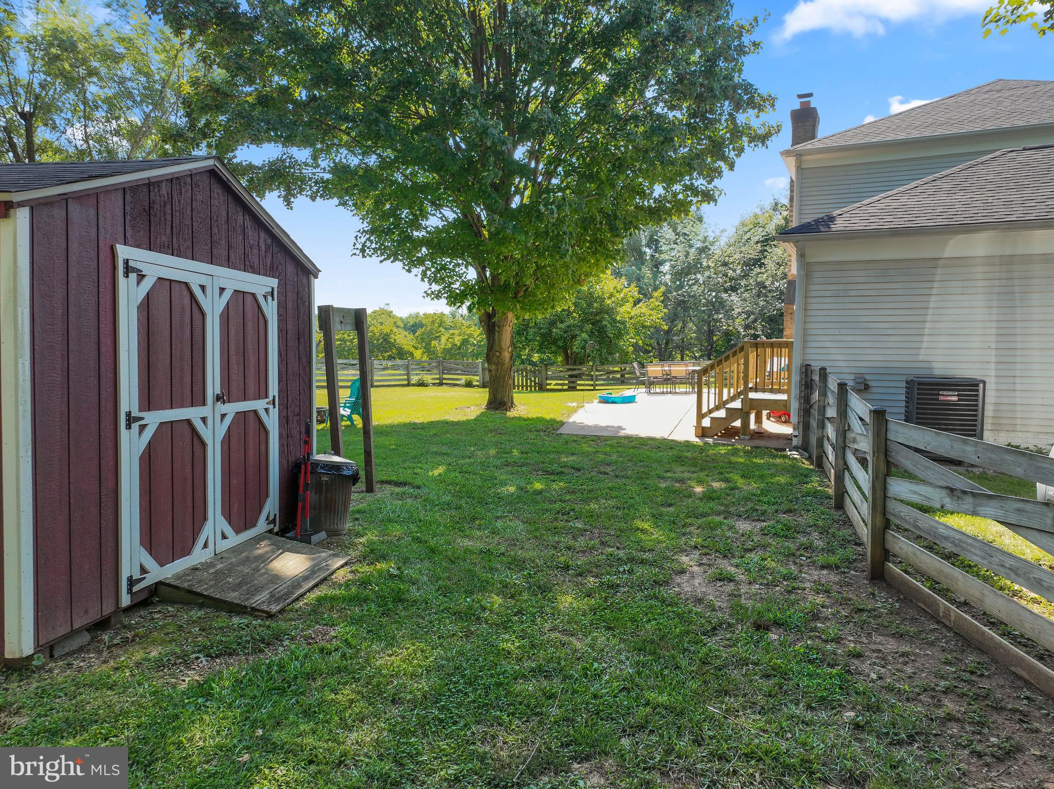 STEEPLE CHASE - Residential