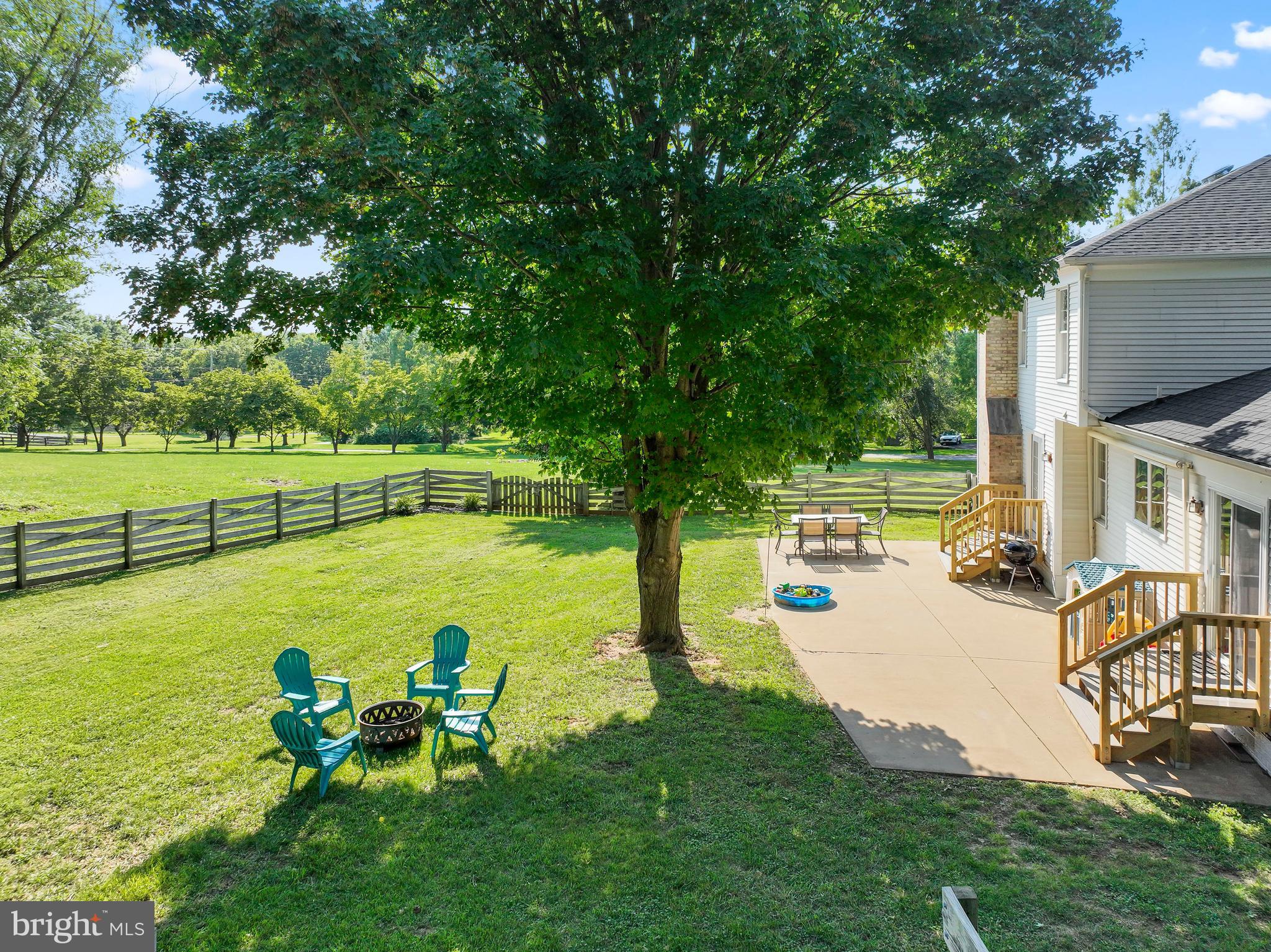 STEEPLE CHASE - Residential