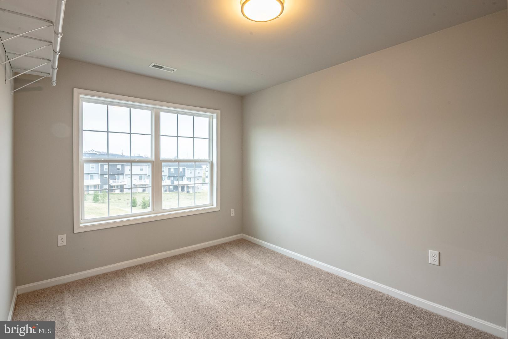 HUDSON RIDGE - Residential