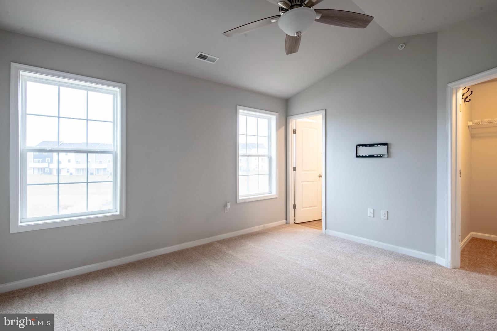 HUDSON RIDGE - Residential