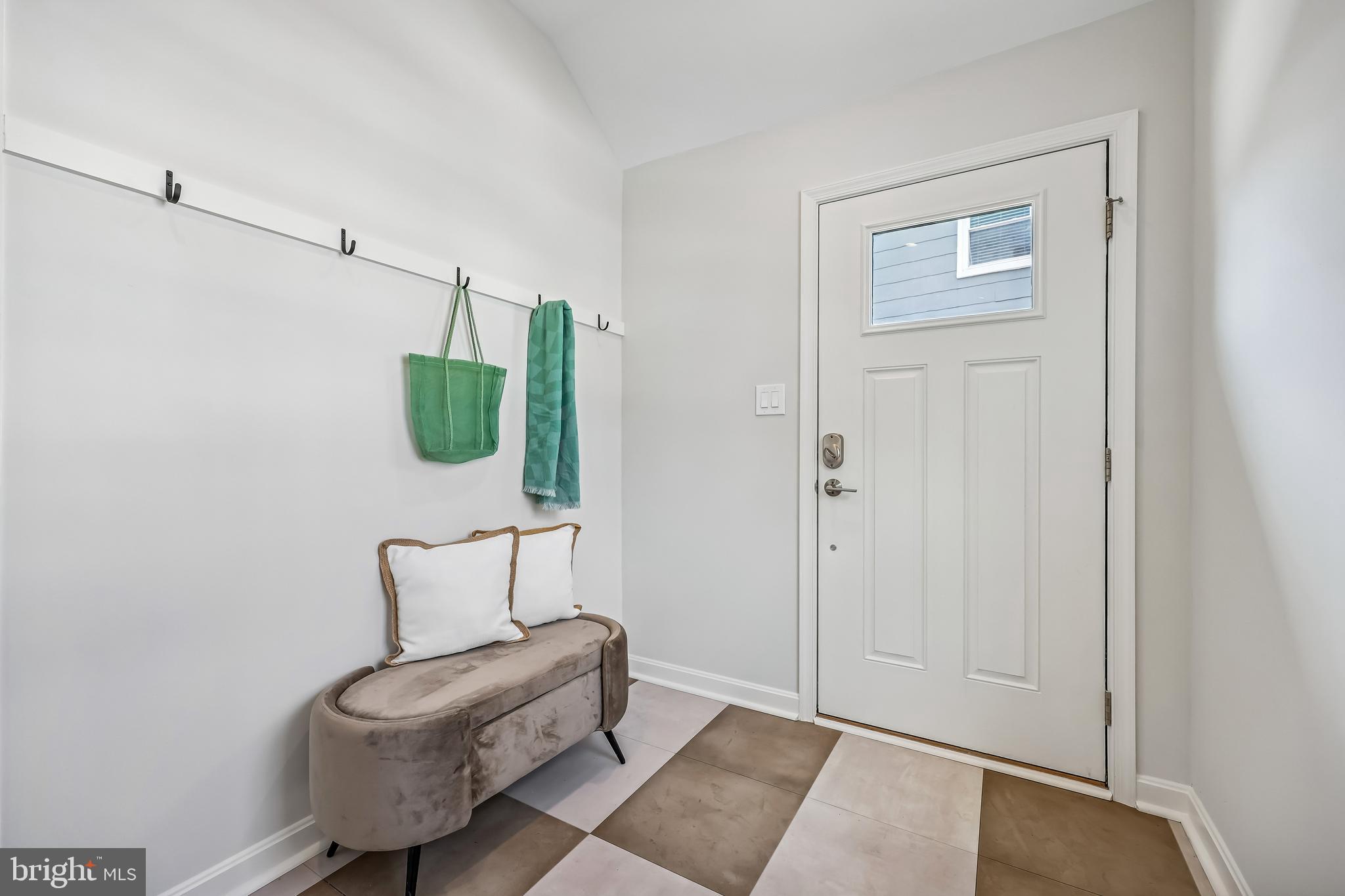 ROCKDALE - Residential