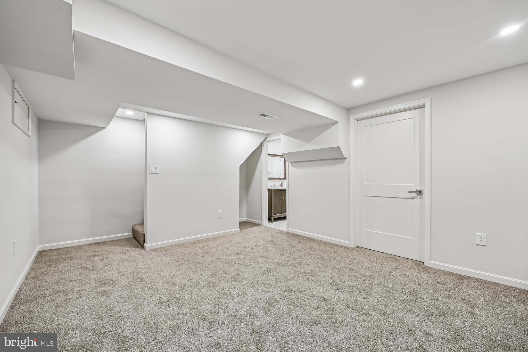 ROCKDALE - Residential