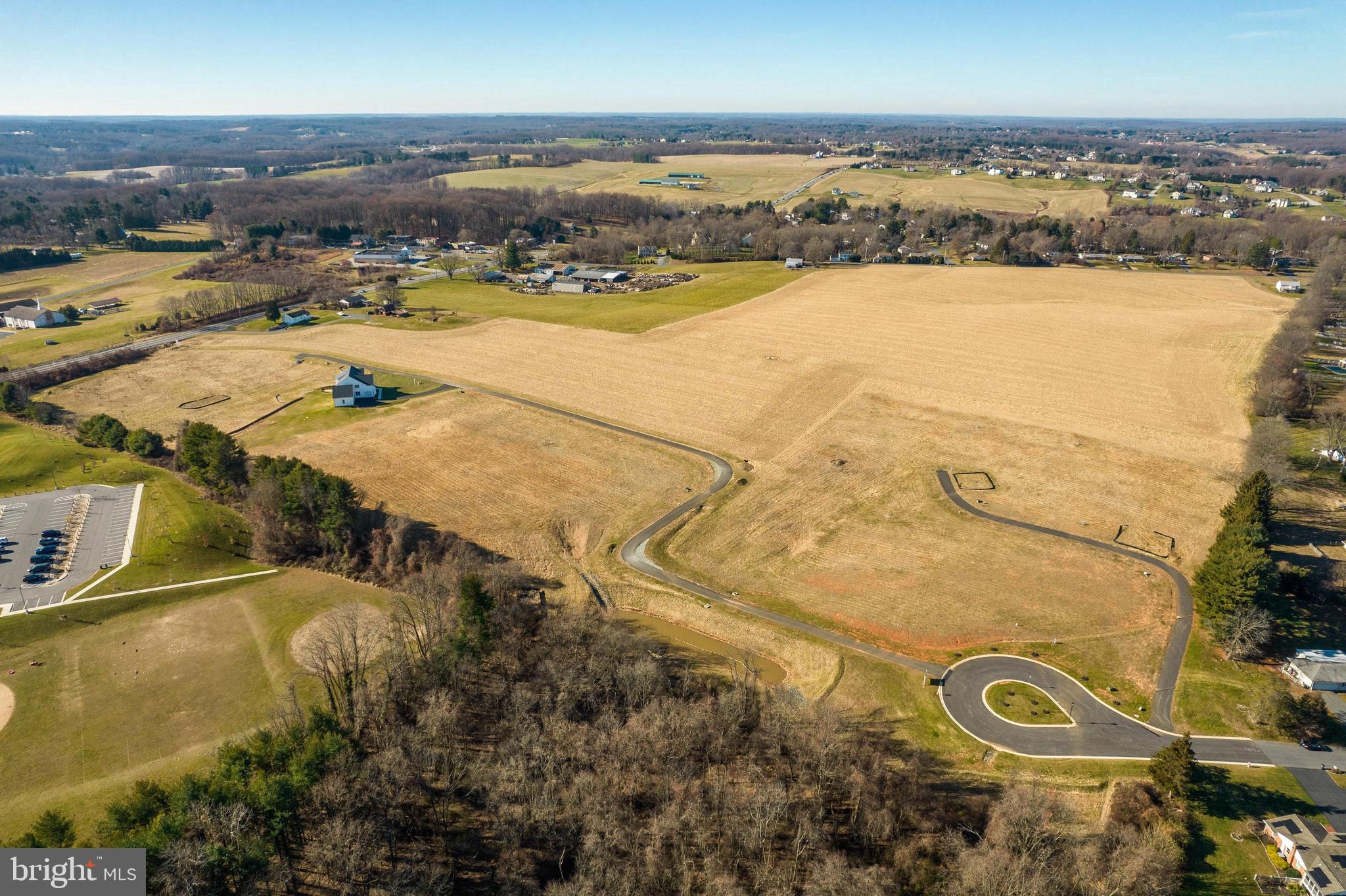 ALISON'S RIDGE - Land