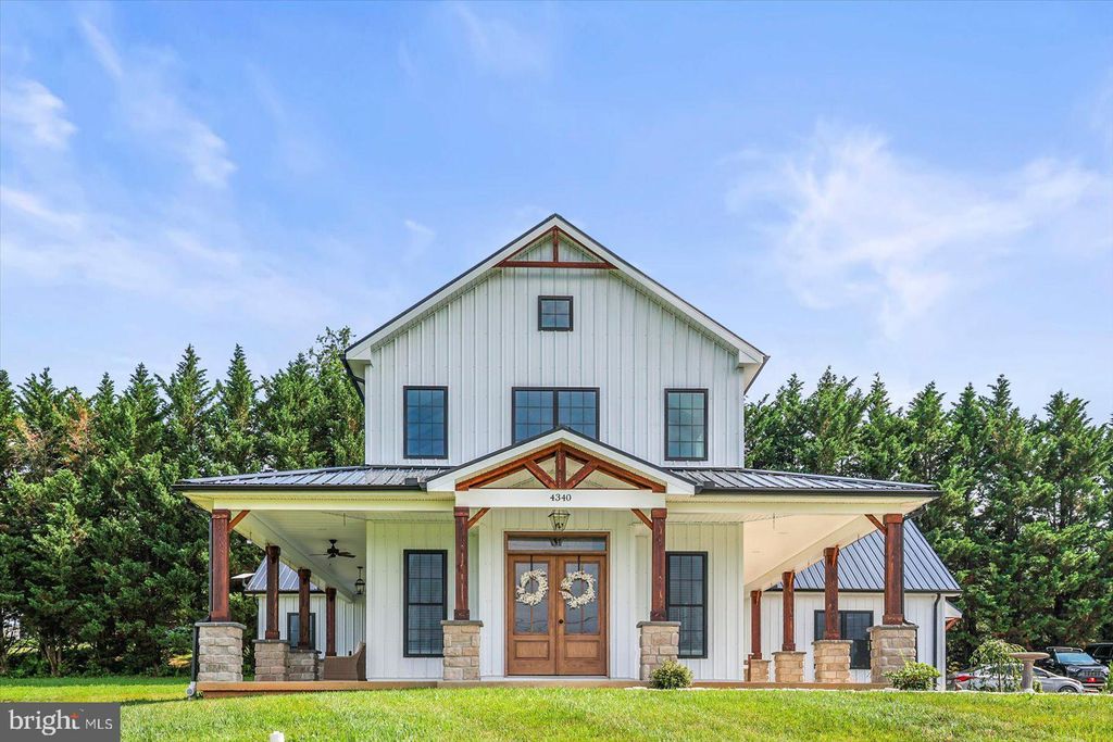 Photo of 4340 Lee Road, GLENVILLE, PA 17329 (MLS # PAYK2085044)