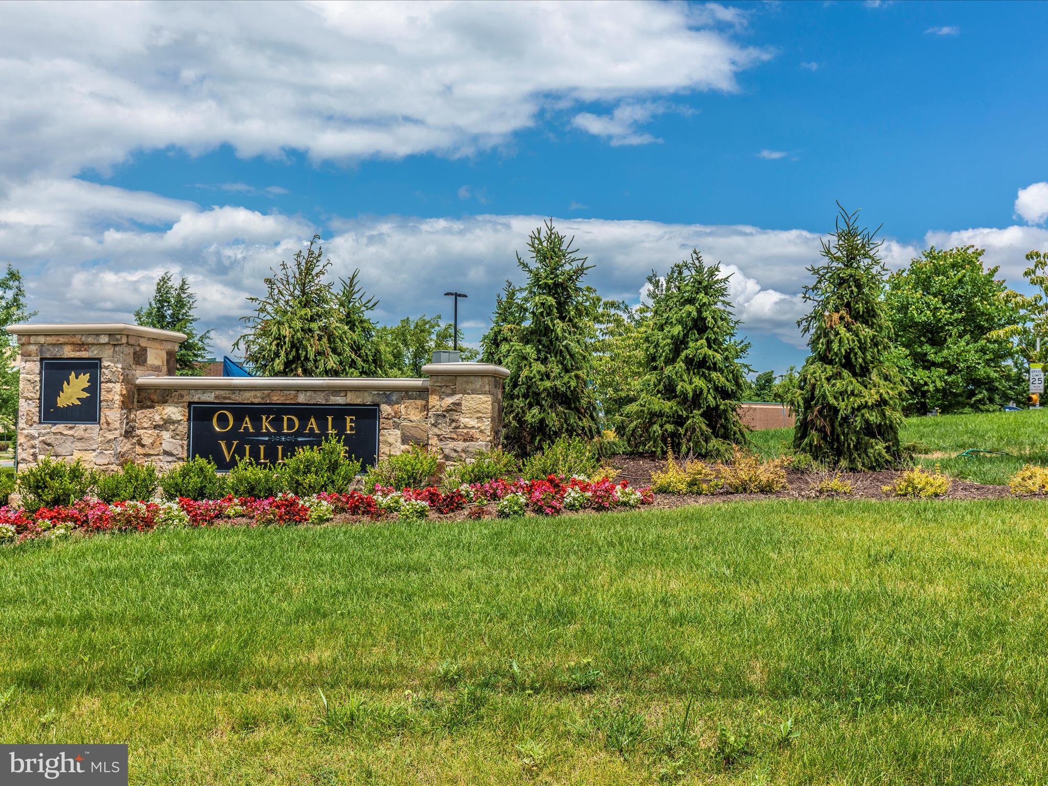 OAKDALE VILLAGE - Residential