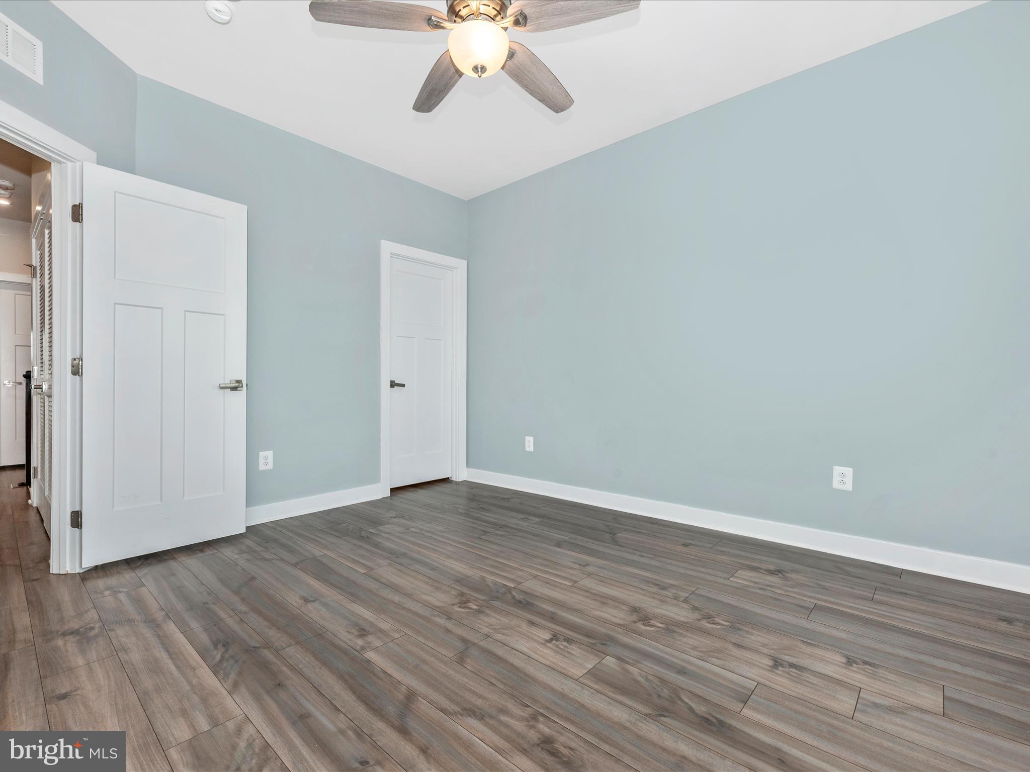 OAKDALE VILLAGE - Residential