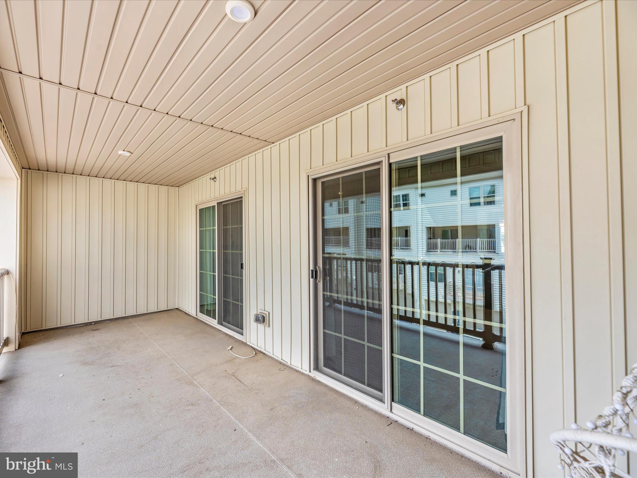 OAKDALE VILLAGE - Residential