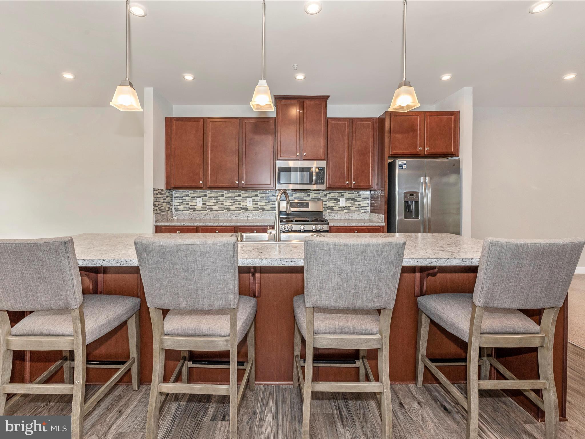 OAKDALE VILLAGE - Residential