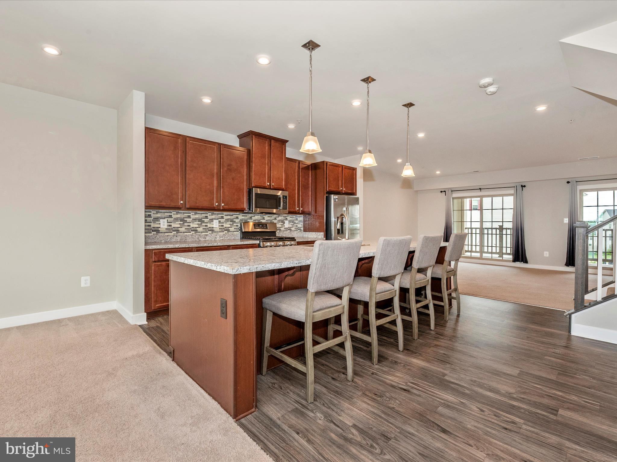 OAKDALE VILLAGE - Residential