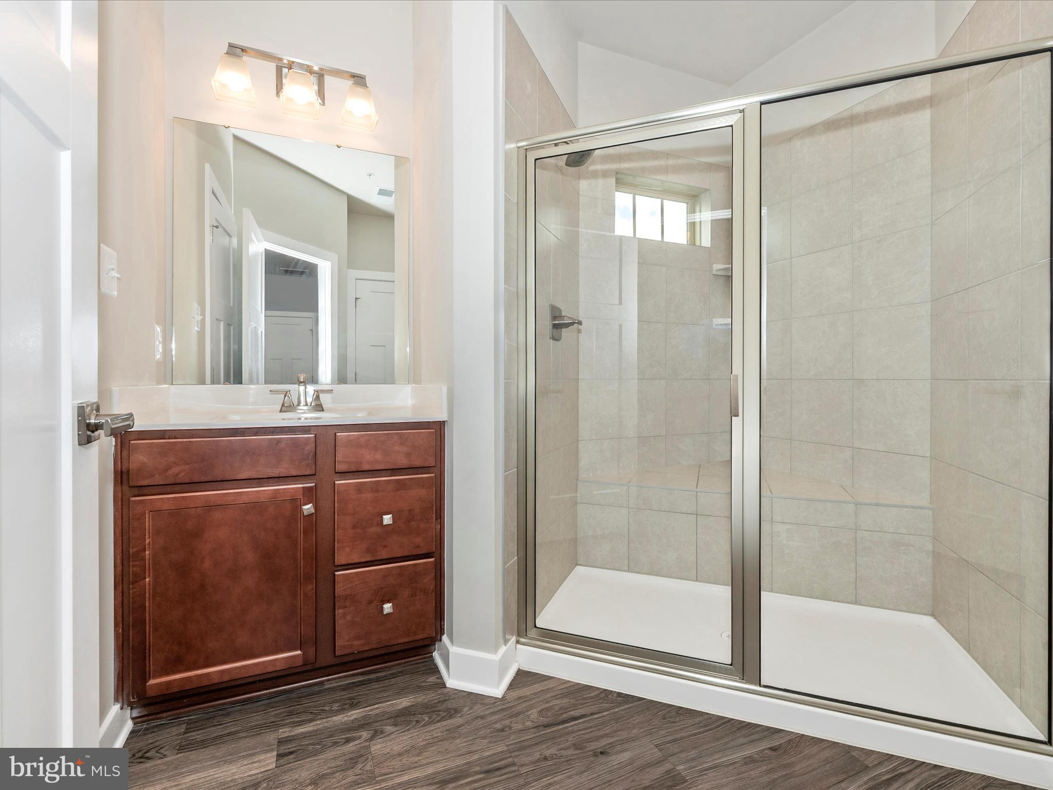 OAKDALE VILLAGE - Residential