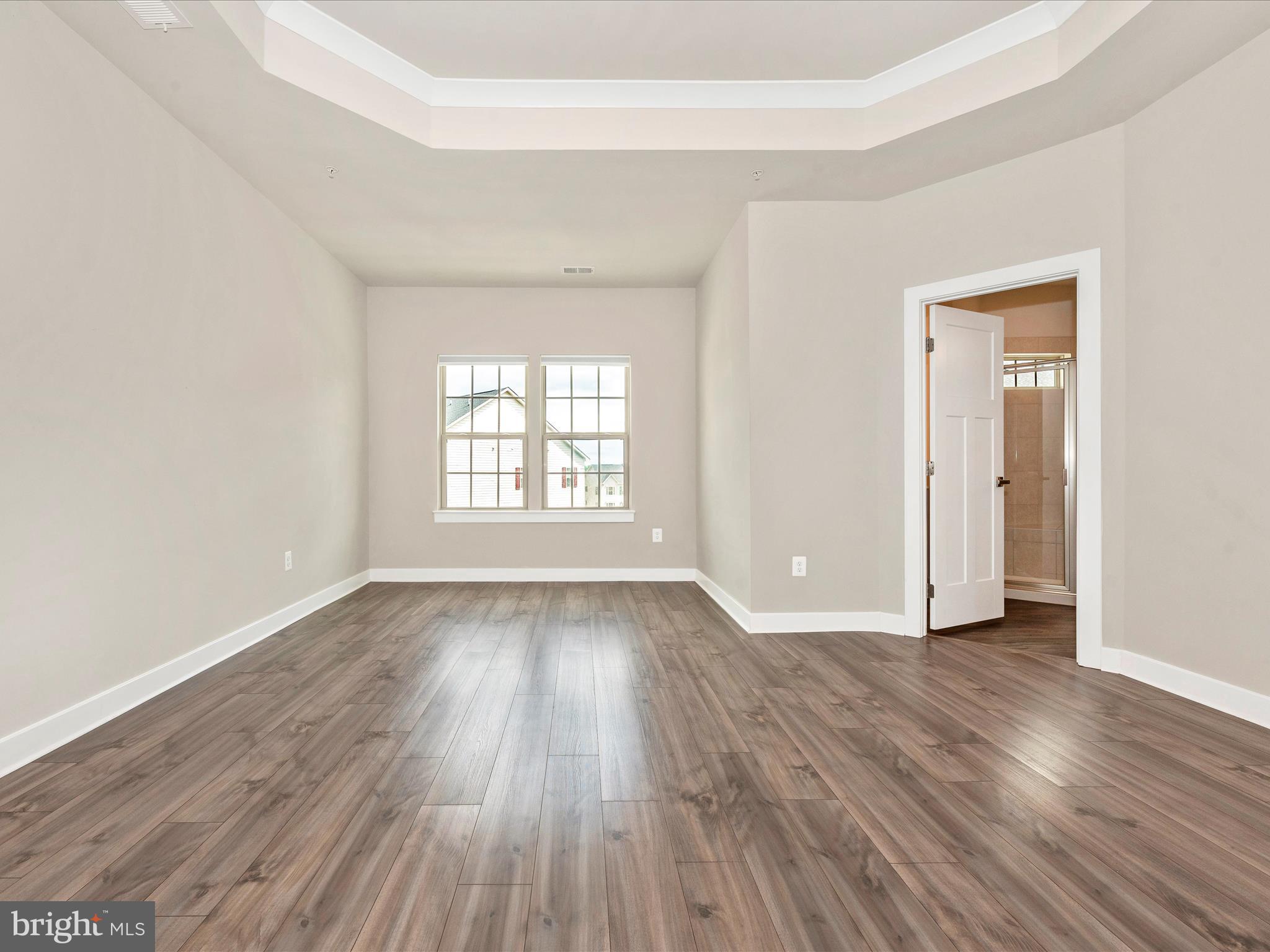 OAKDALE VILLAGE - Residential