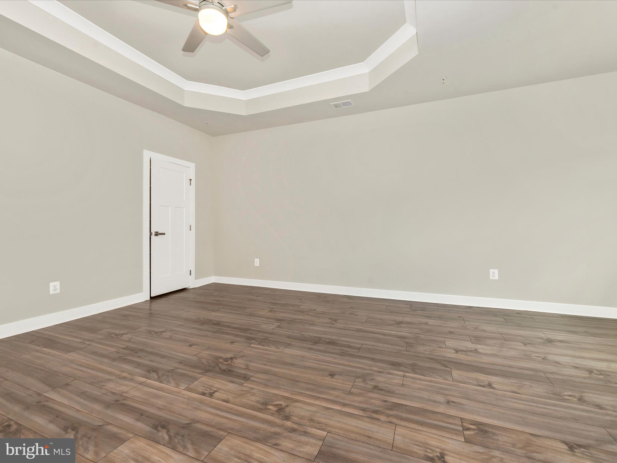 OAKDALE VILLAGE - Residential