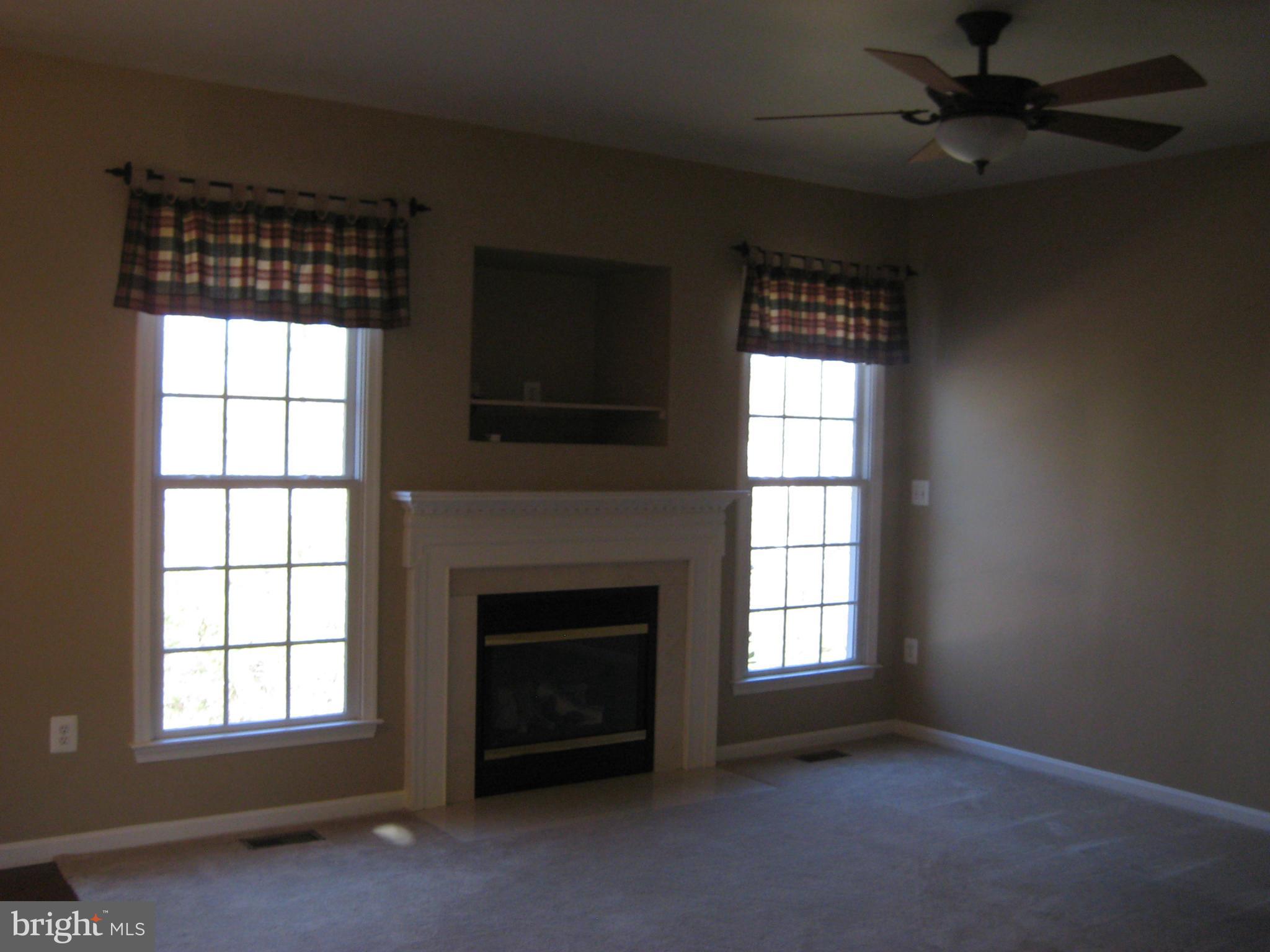 BROOKFIELD (SALEM FIELDS) - Residential