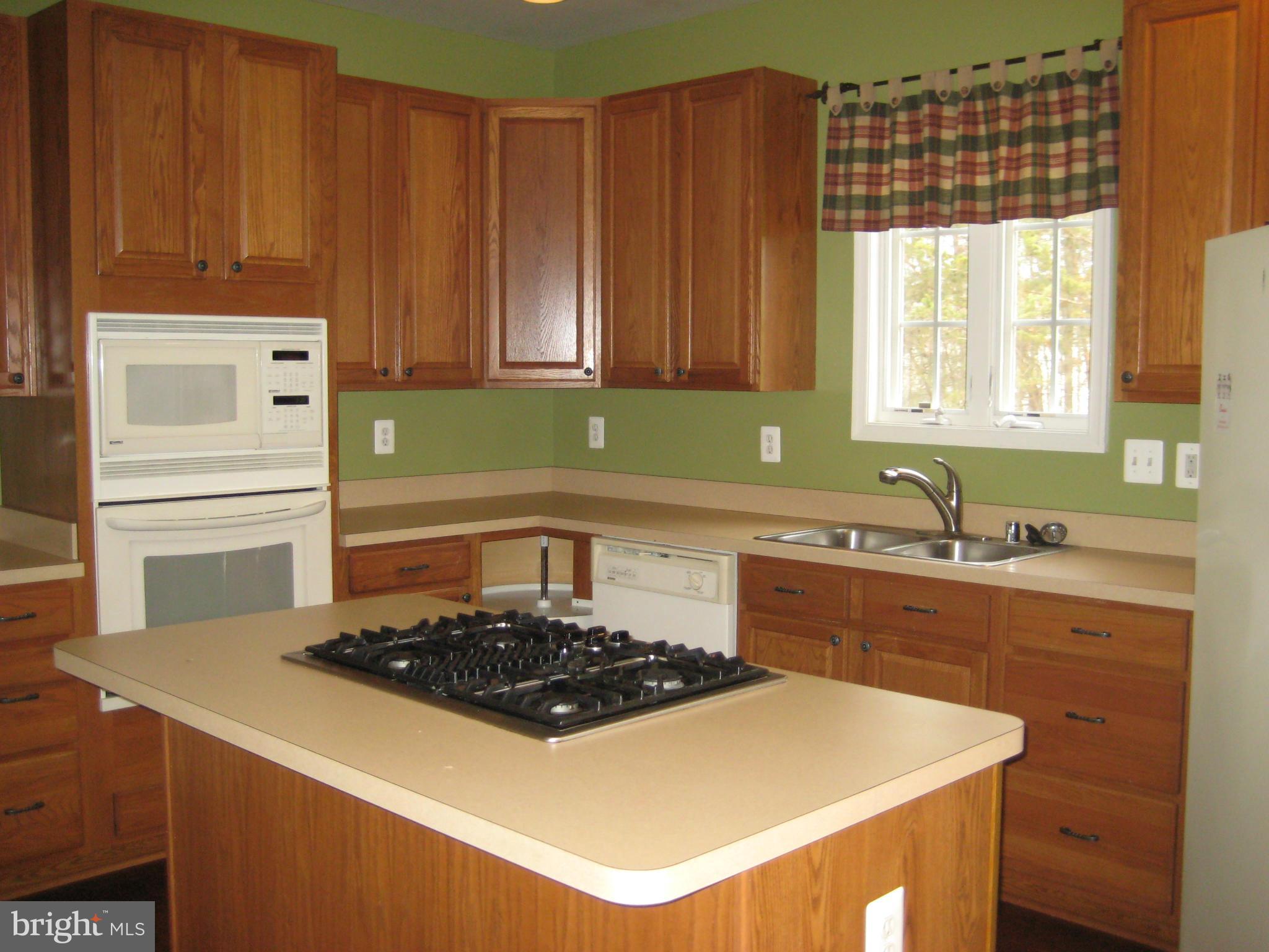 BROOKFIELD (SALEM FIELDS) - Residential