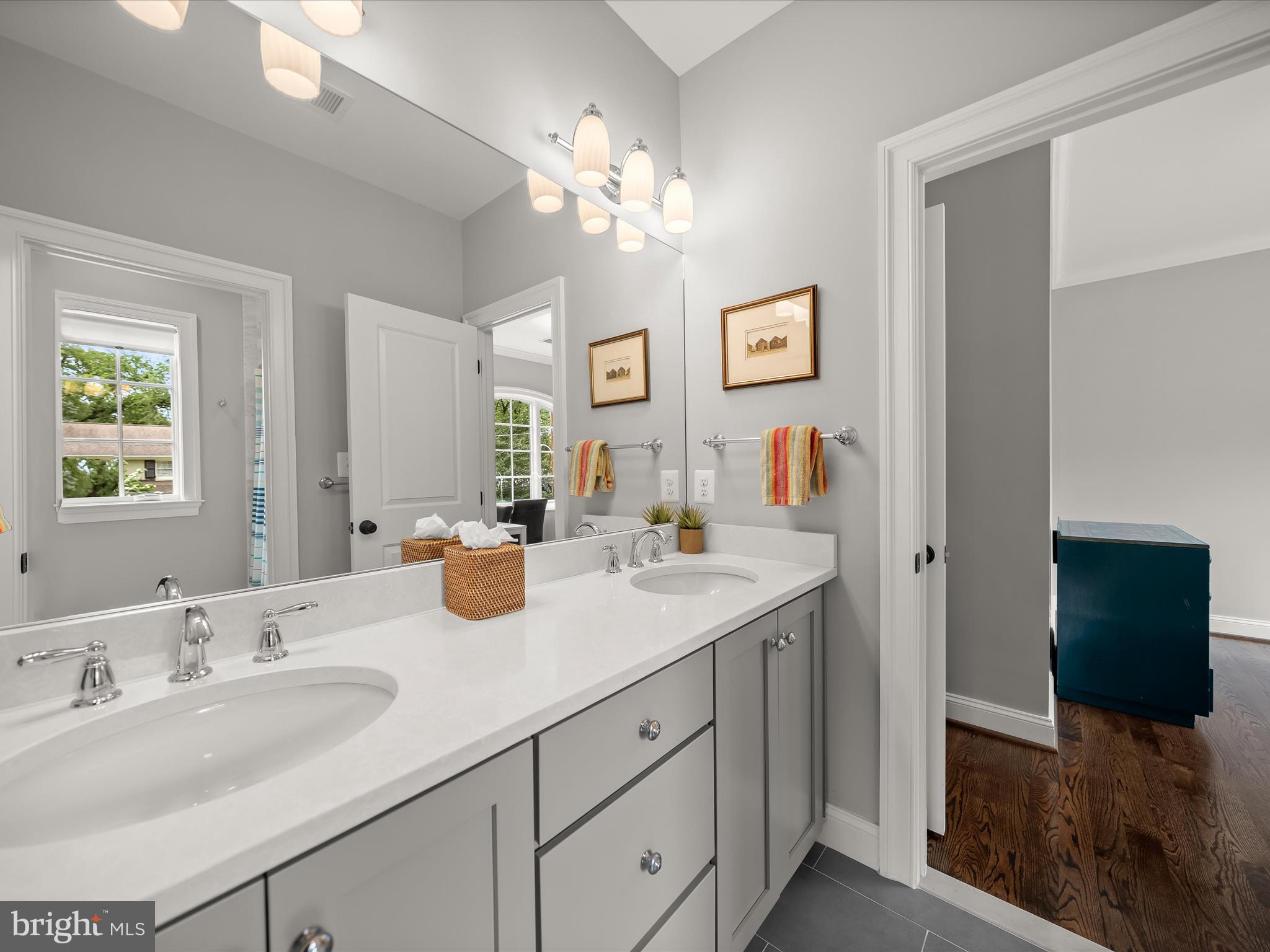 WOODHAVEN - Residential