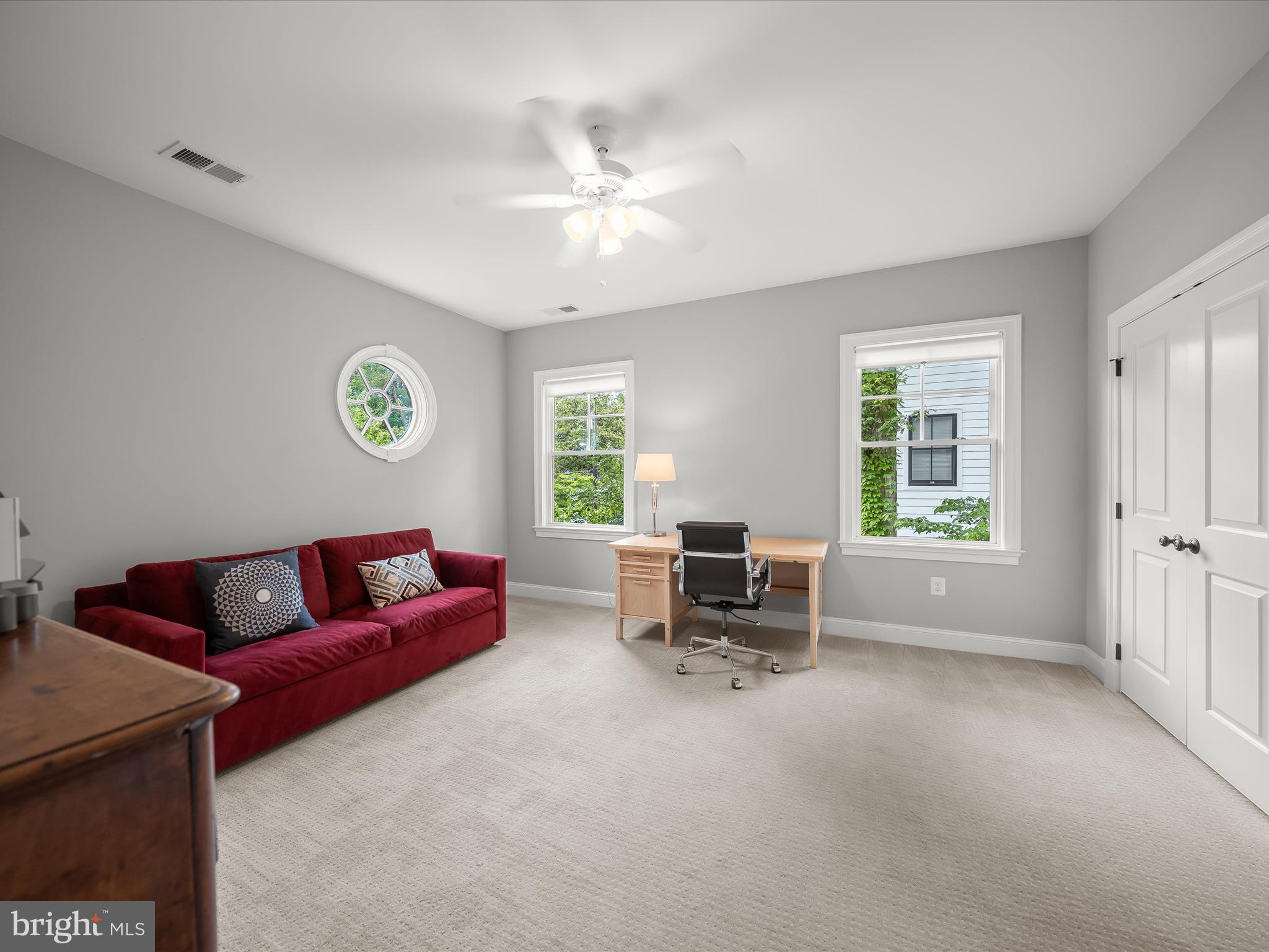 WOODHAVEN - Residential