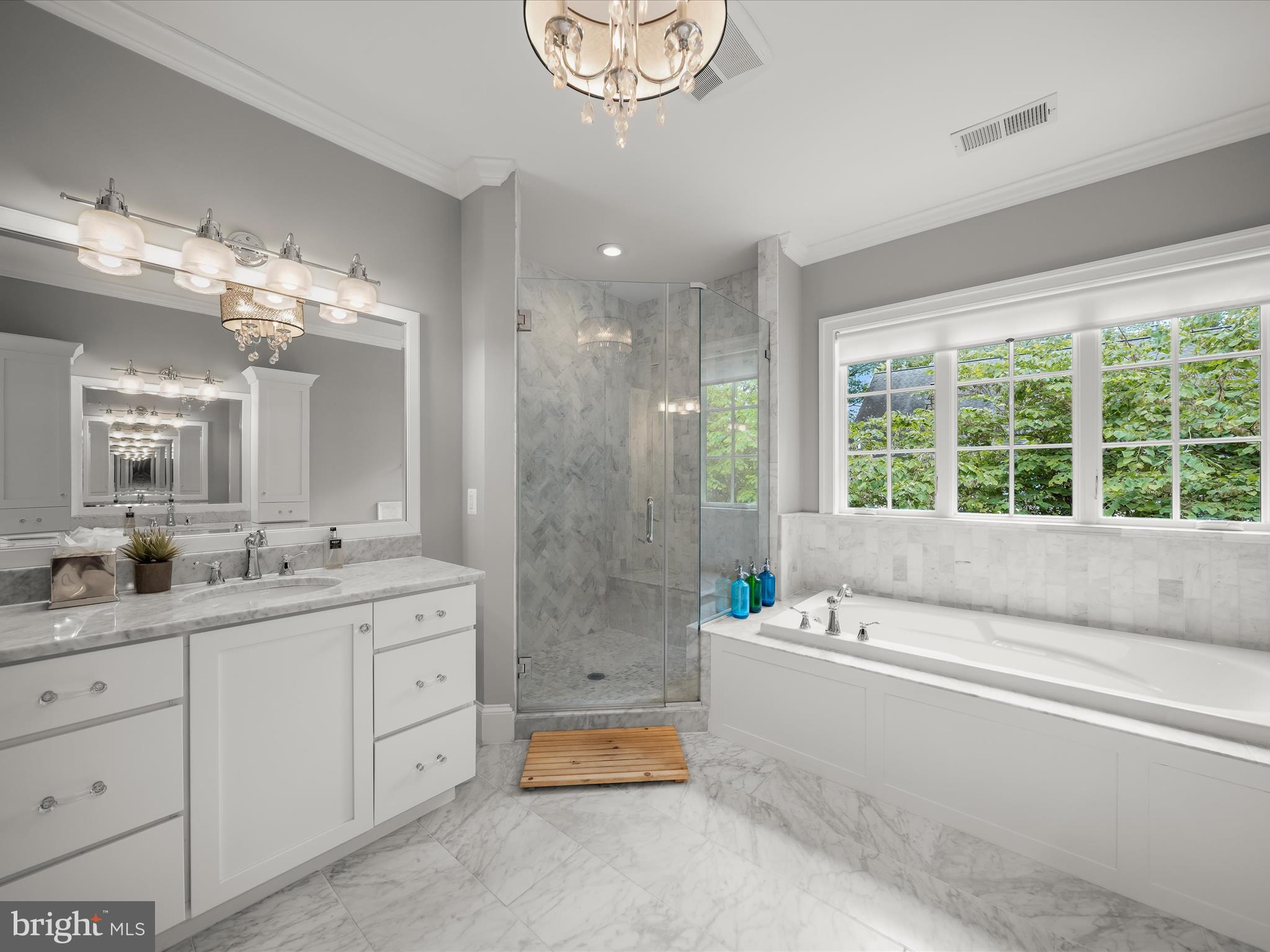 WOODHAVEN - Residential