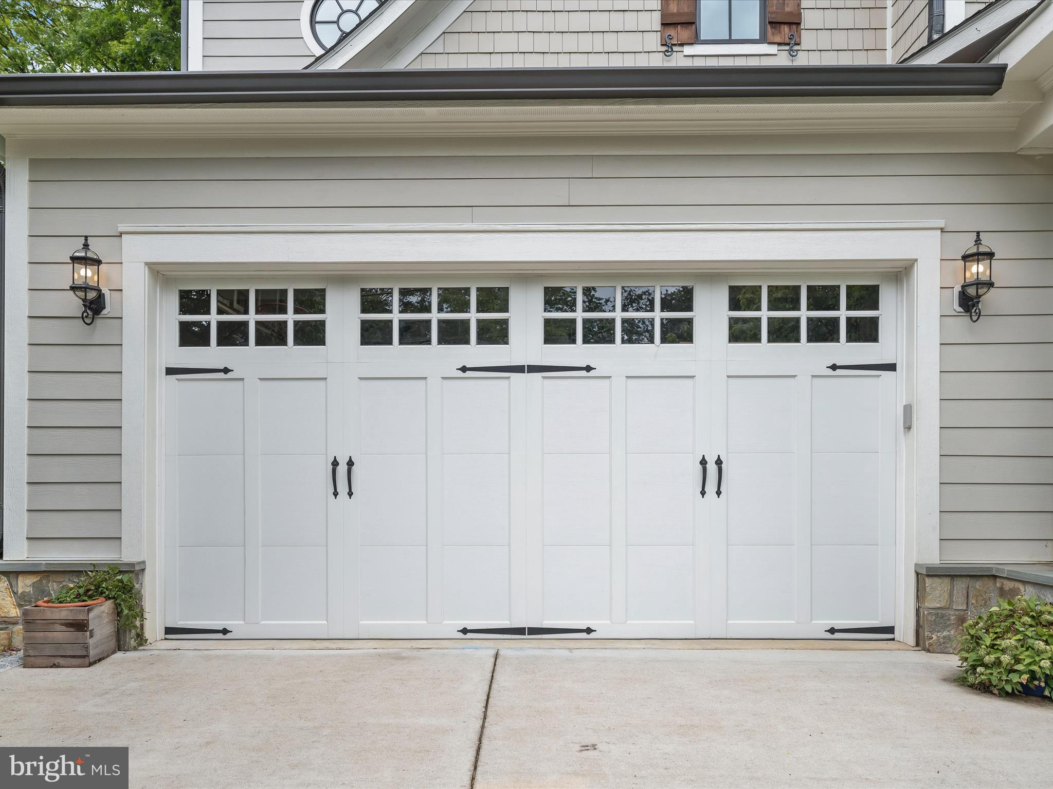 WOODHAVEN - Residential