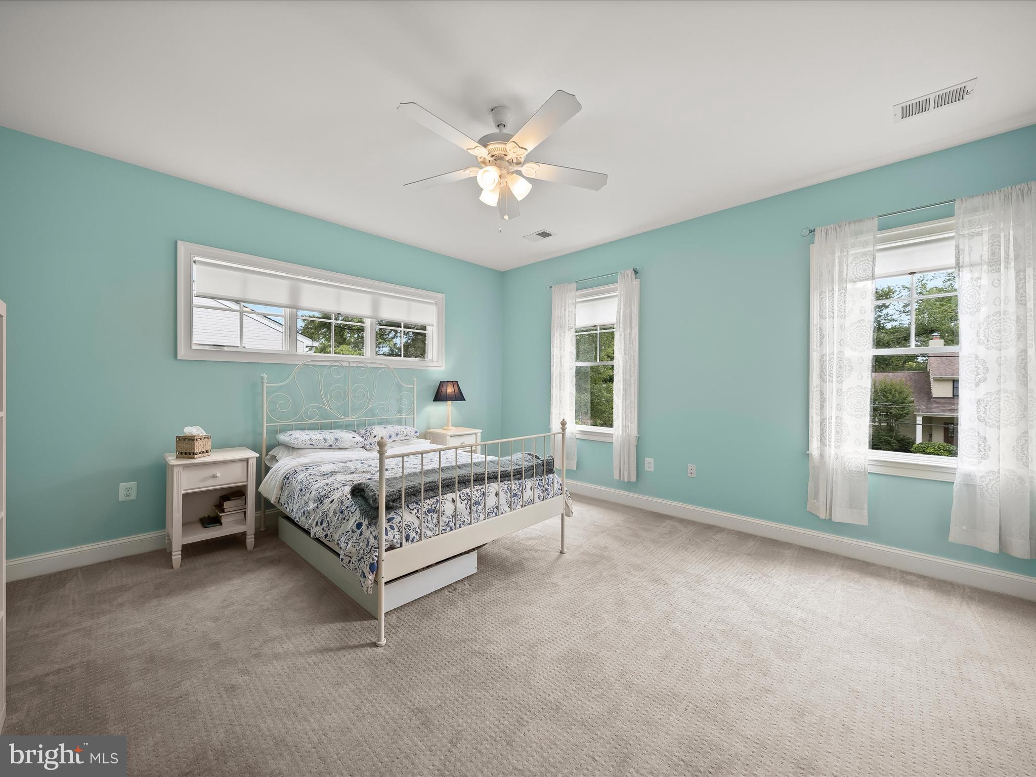 WOODHAVEN - Residential