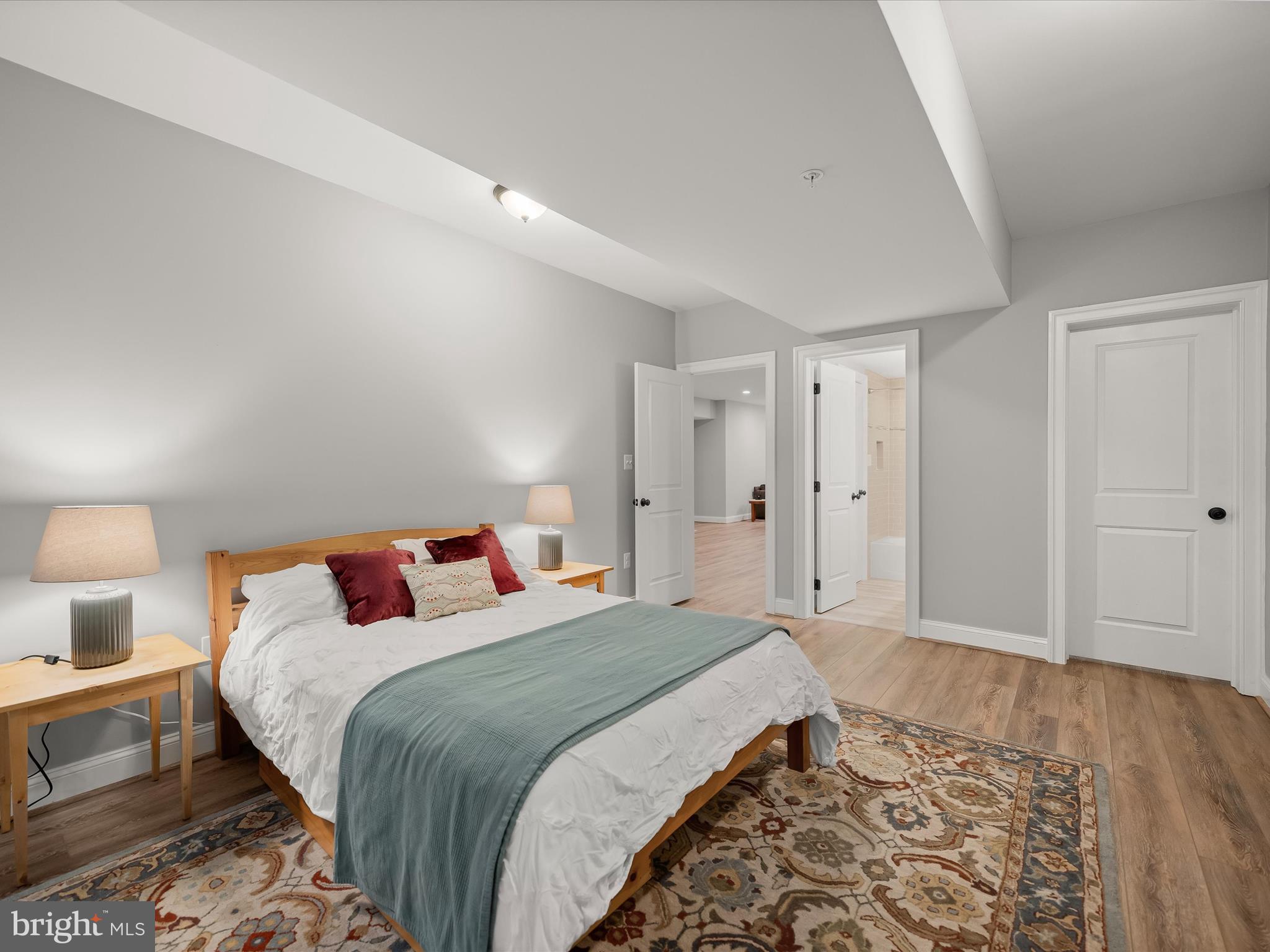 WOODHAVEN - Residential