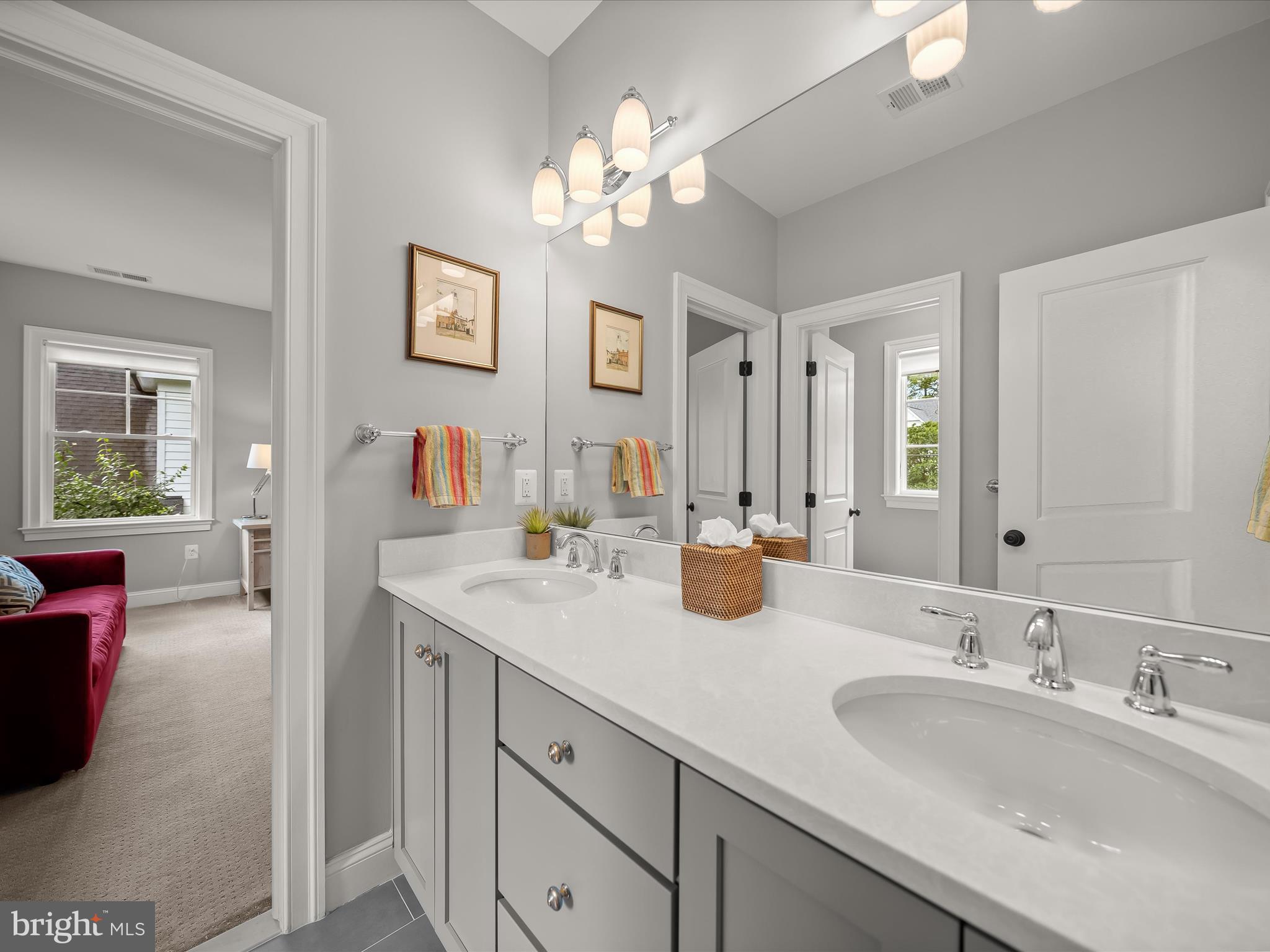 WOODHAVEN - Residential