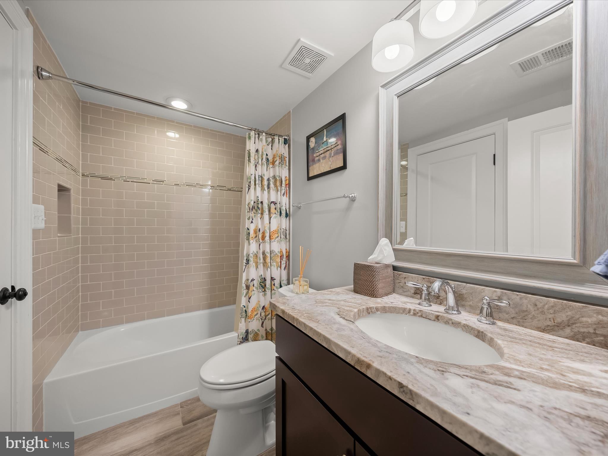 WOODHAVEN - Residential