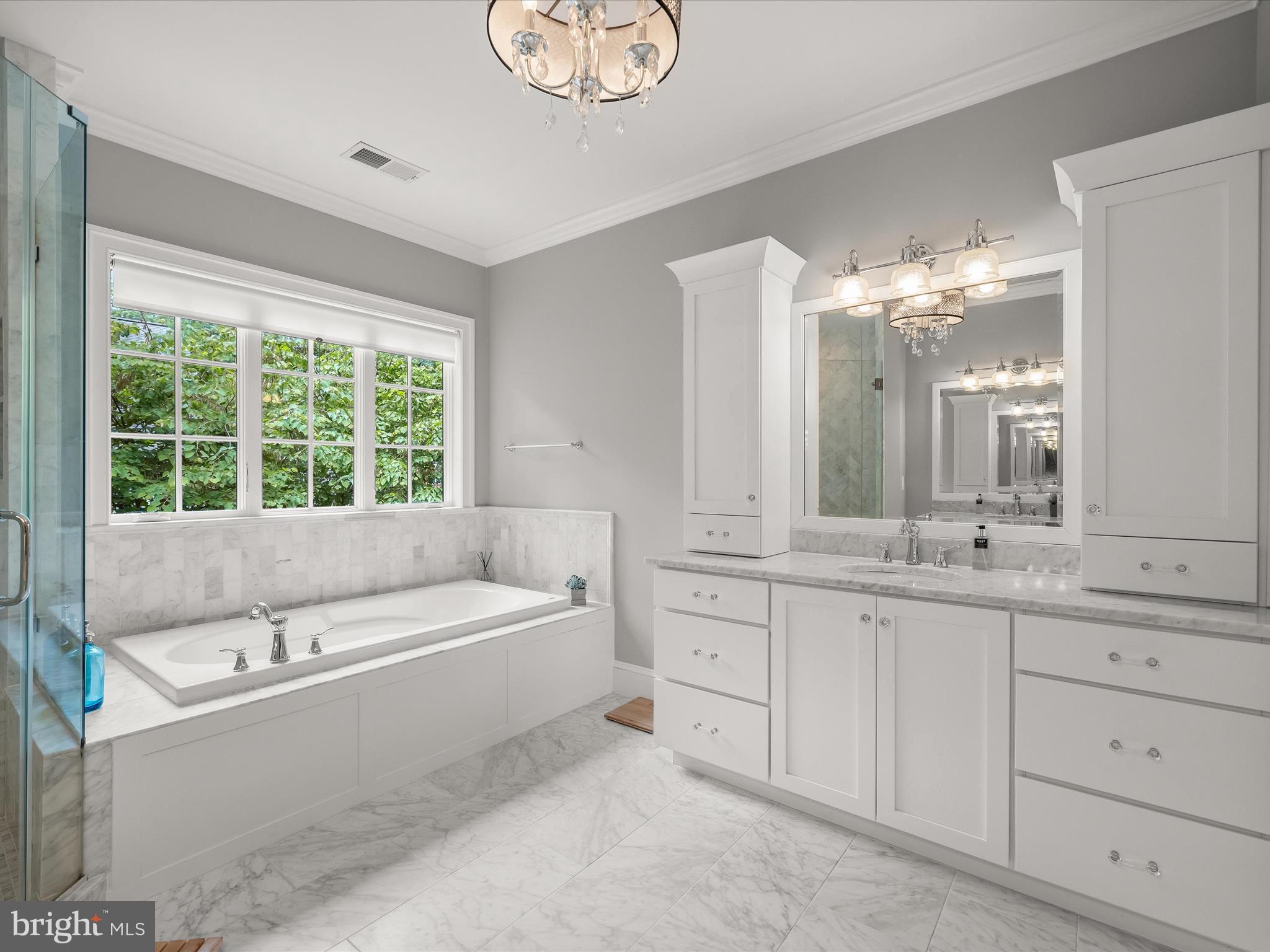 WOODHAVEN - Residential