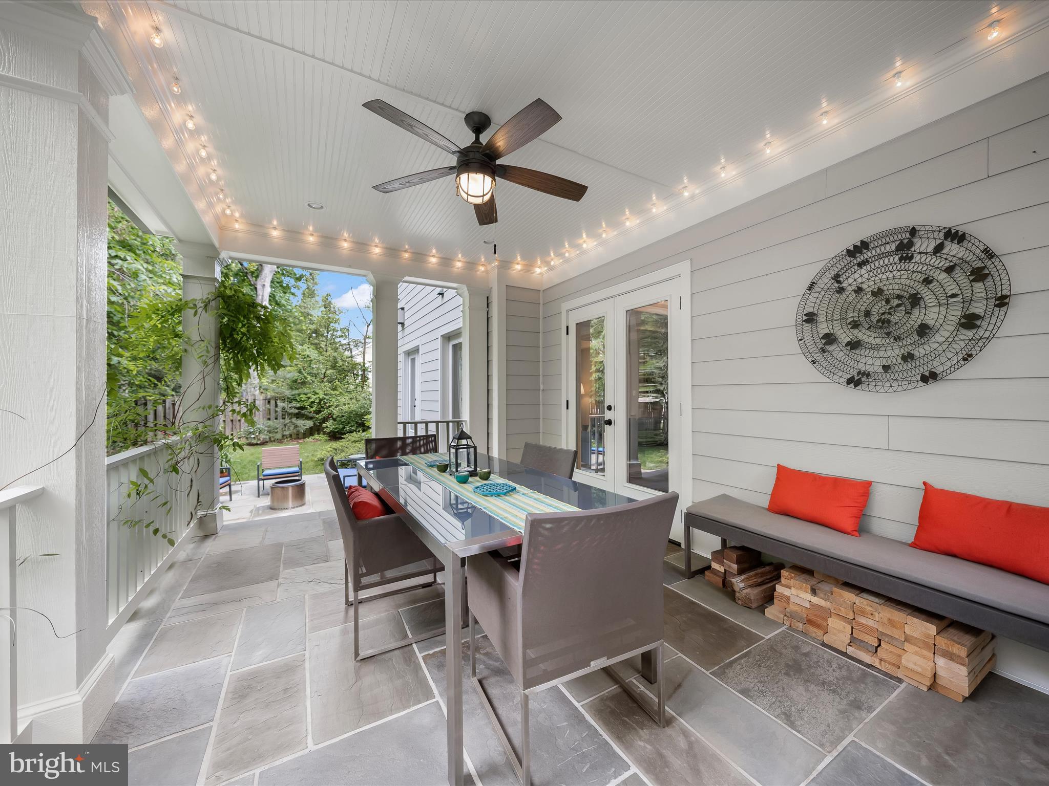 WOODHAVEN - Residential