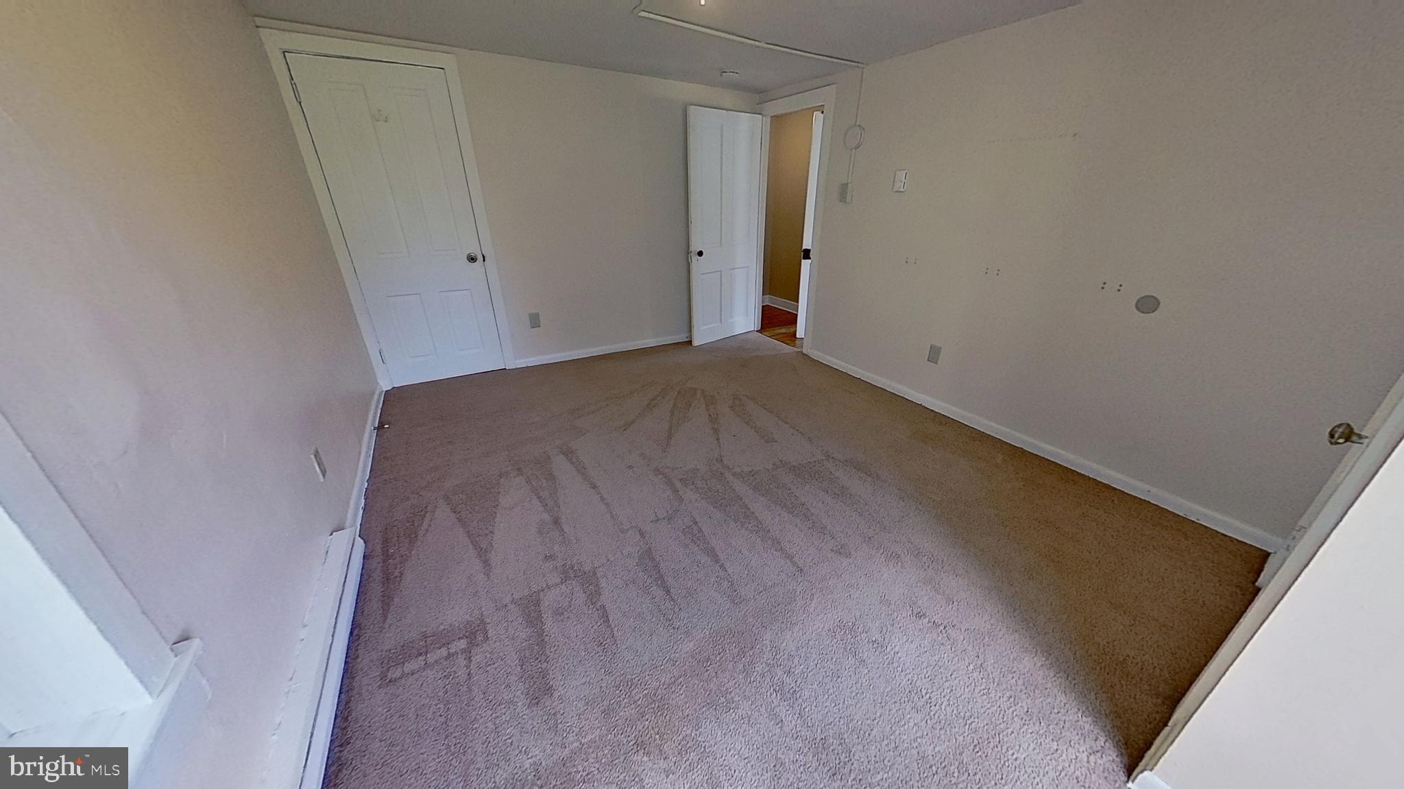 WINDSOR TWP - Residential Lease