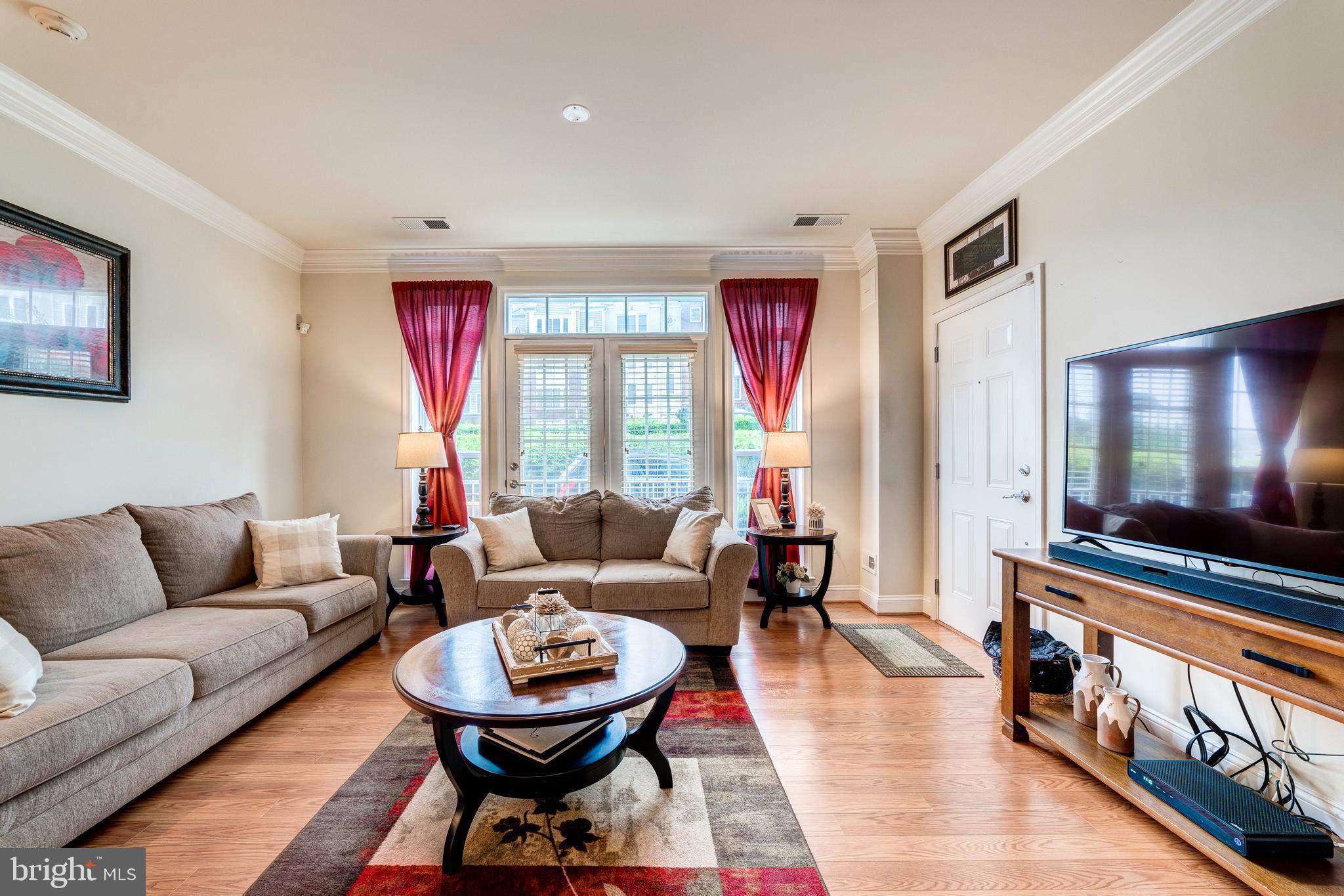 POTOMAC CLUB - Residential