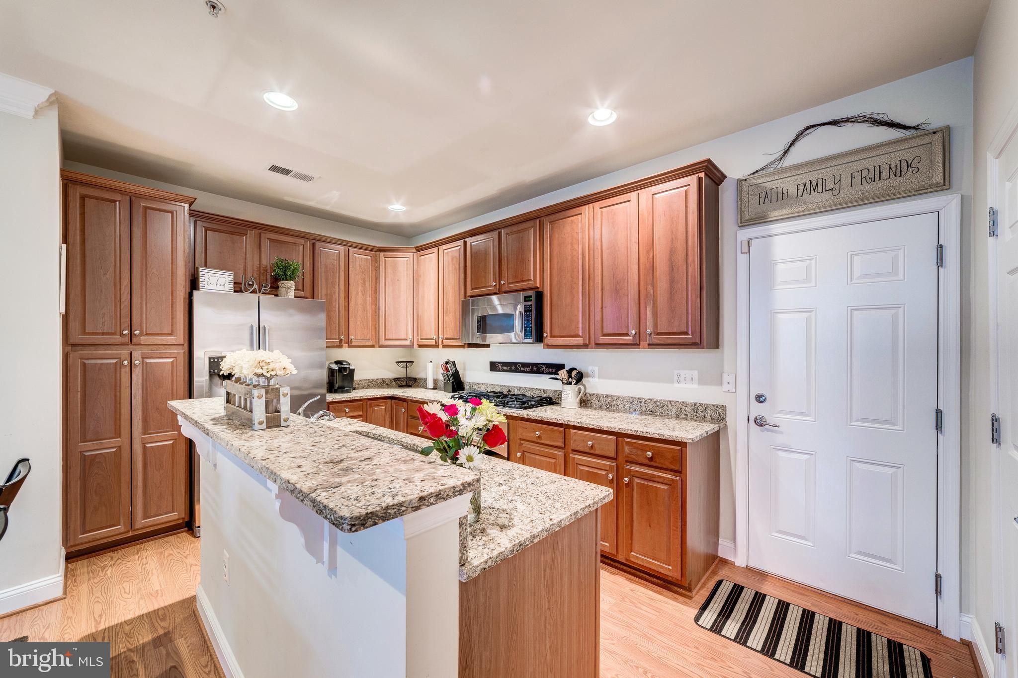 POTOMAC CLUB - Residential