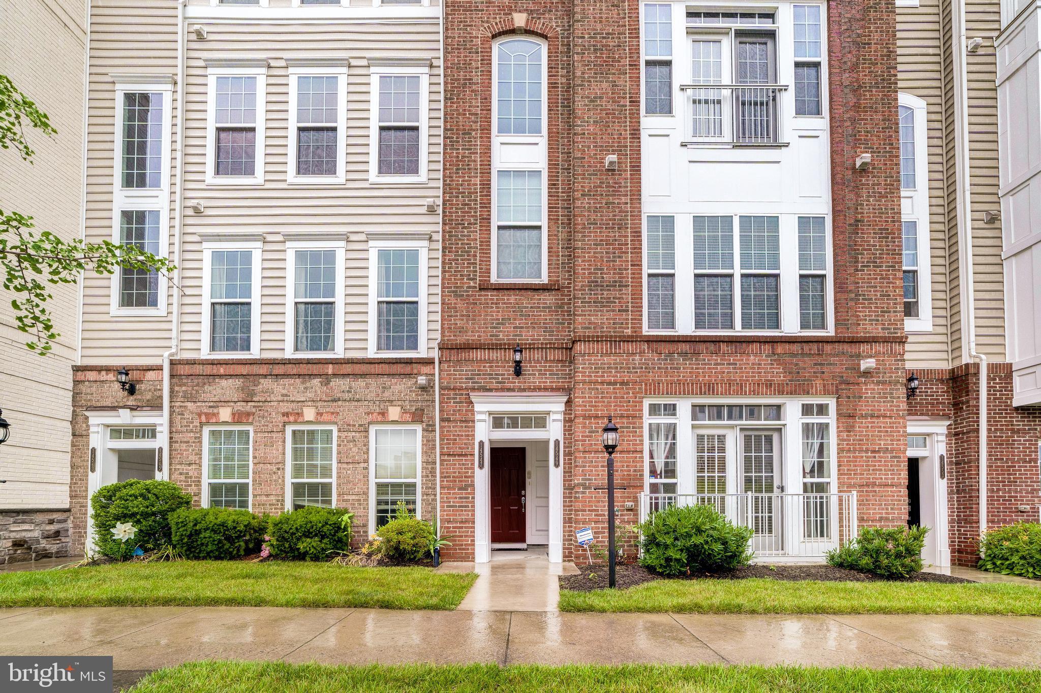 POTOMAC CLUB - Residential