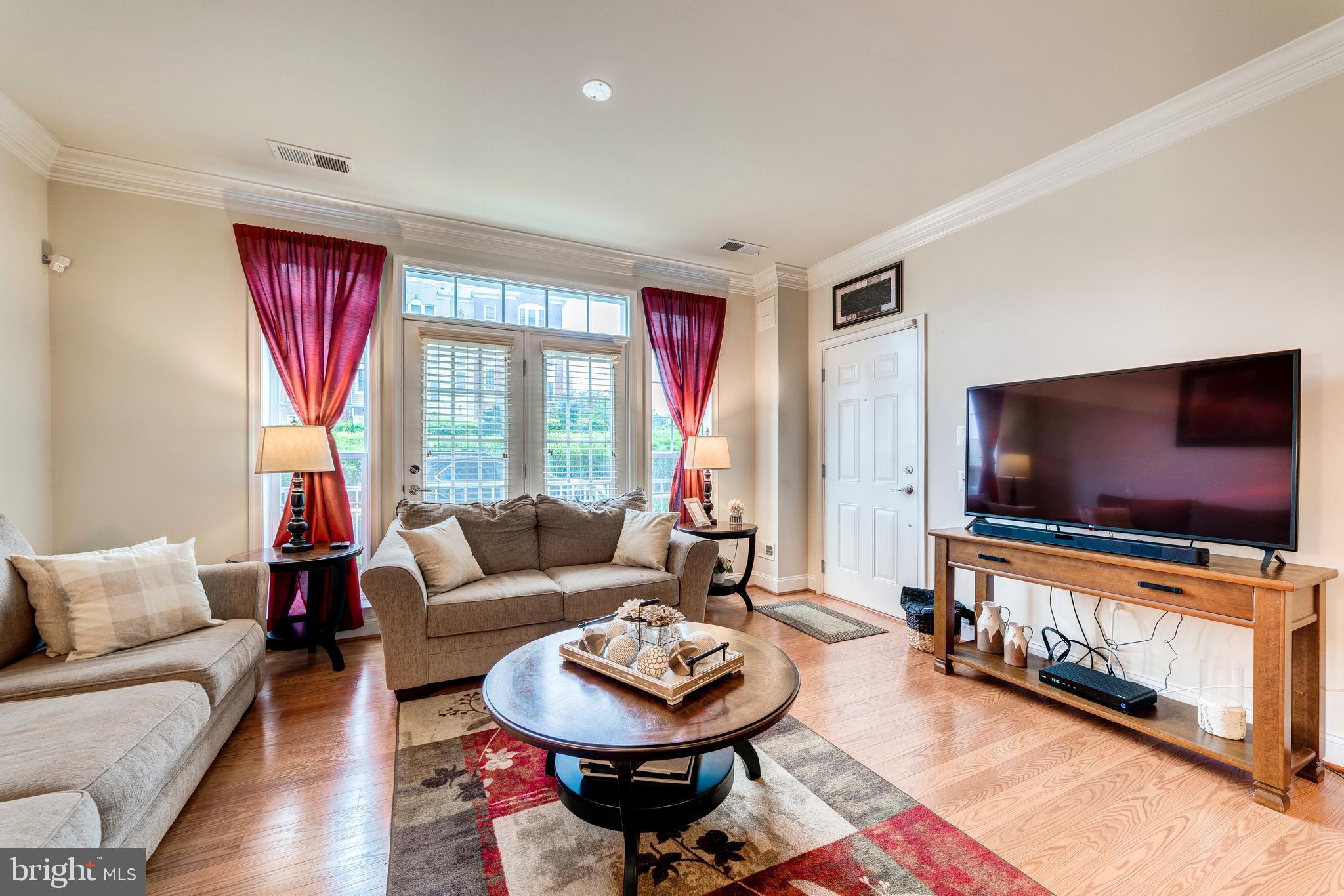 POTOMAC CLUB - Residential