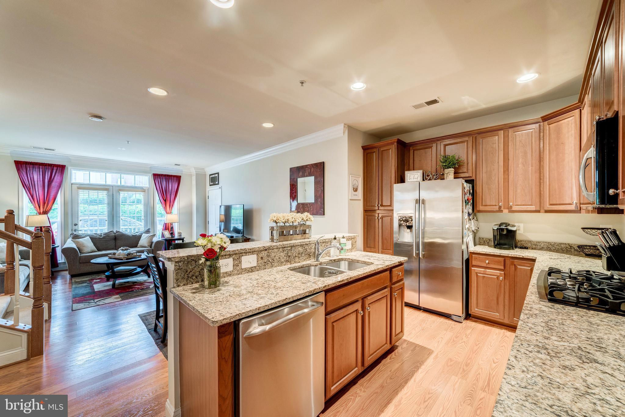 POTOMAC CLUB - Residential