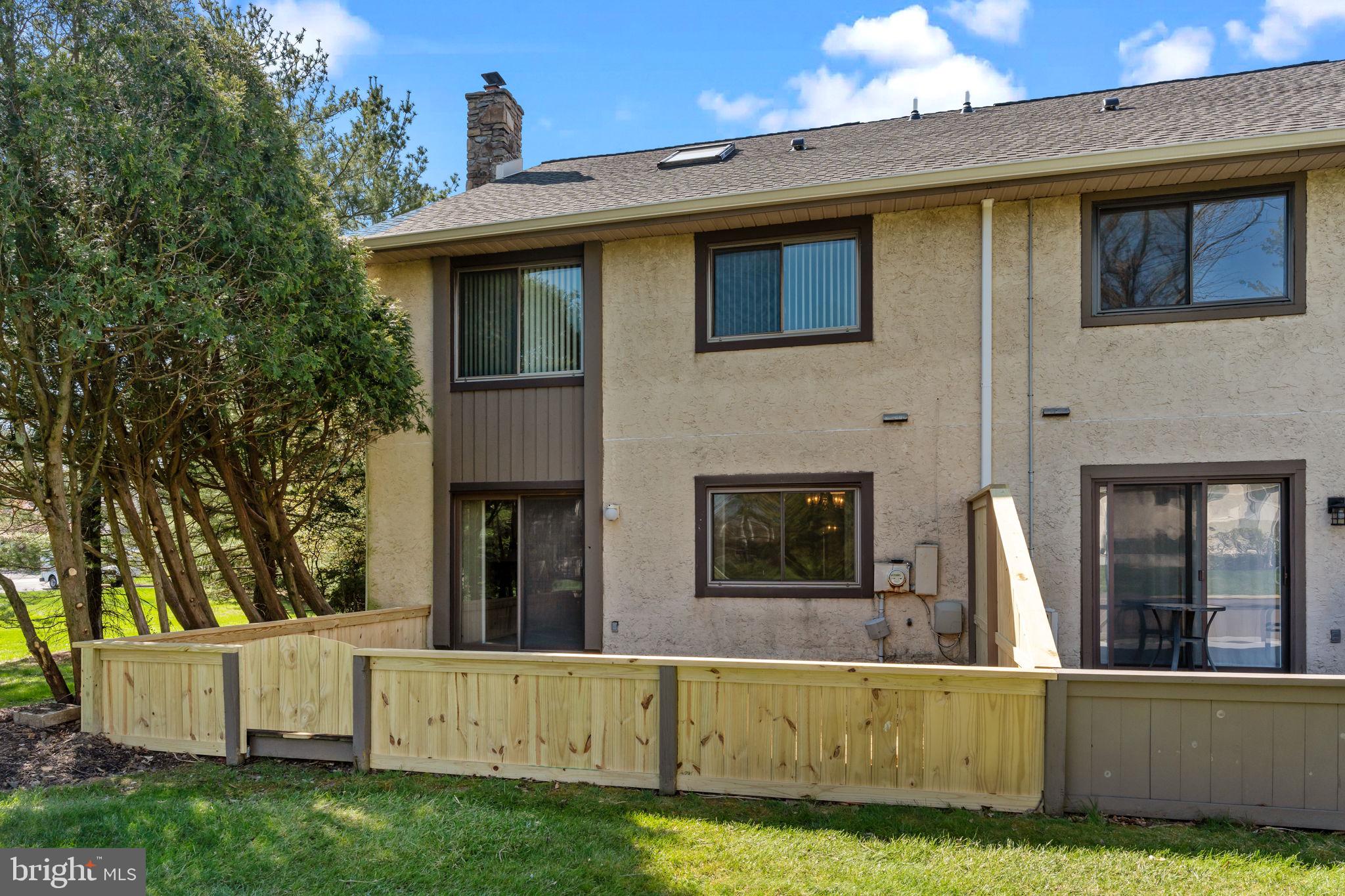 YARDLEY CORNERS - Residential