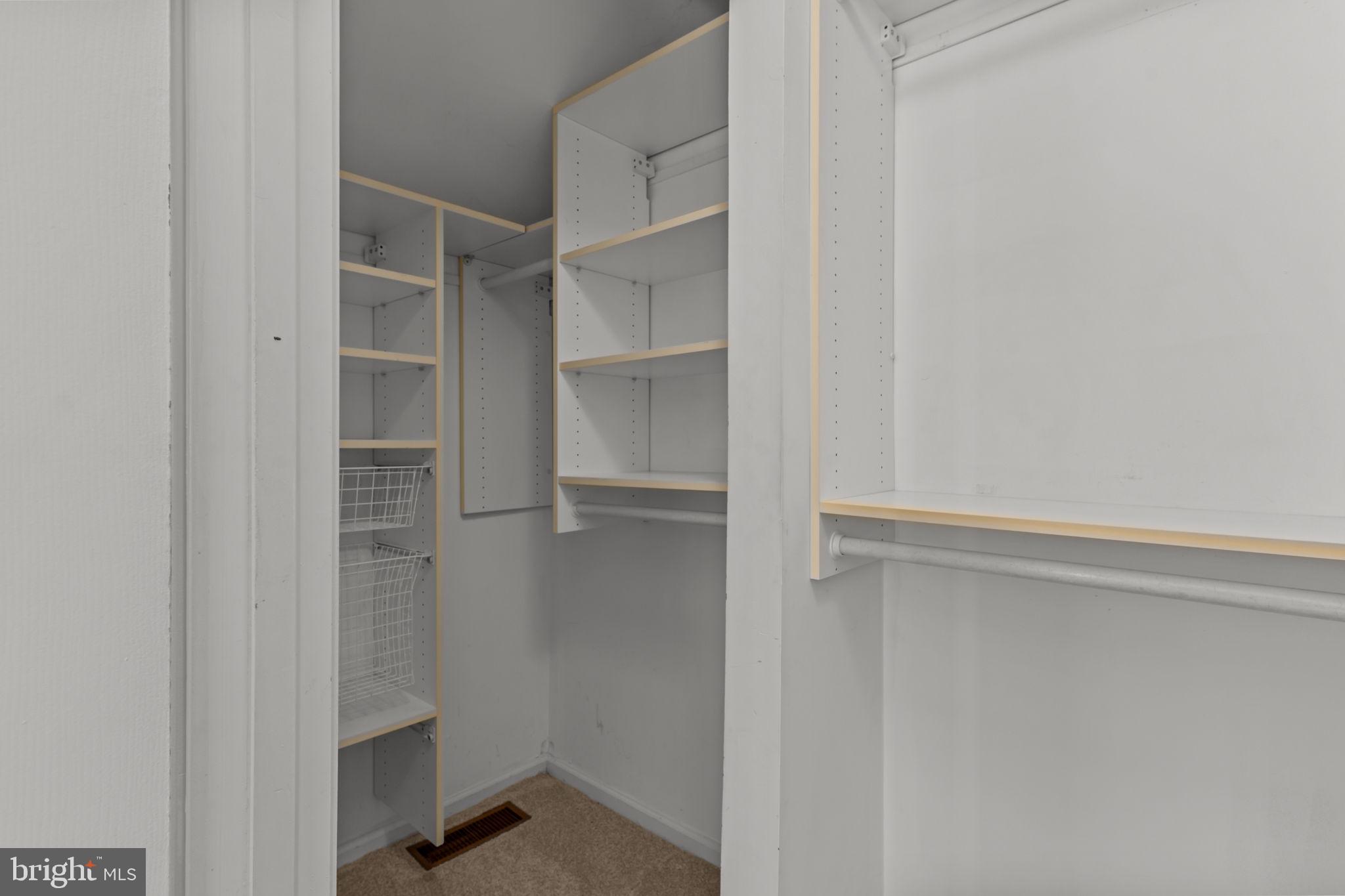 YARDLEY CORNERS - Residential