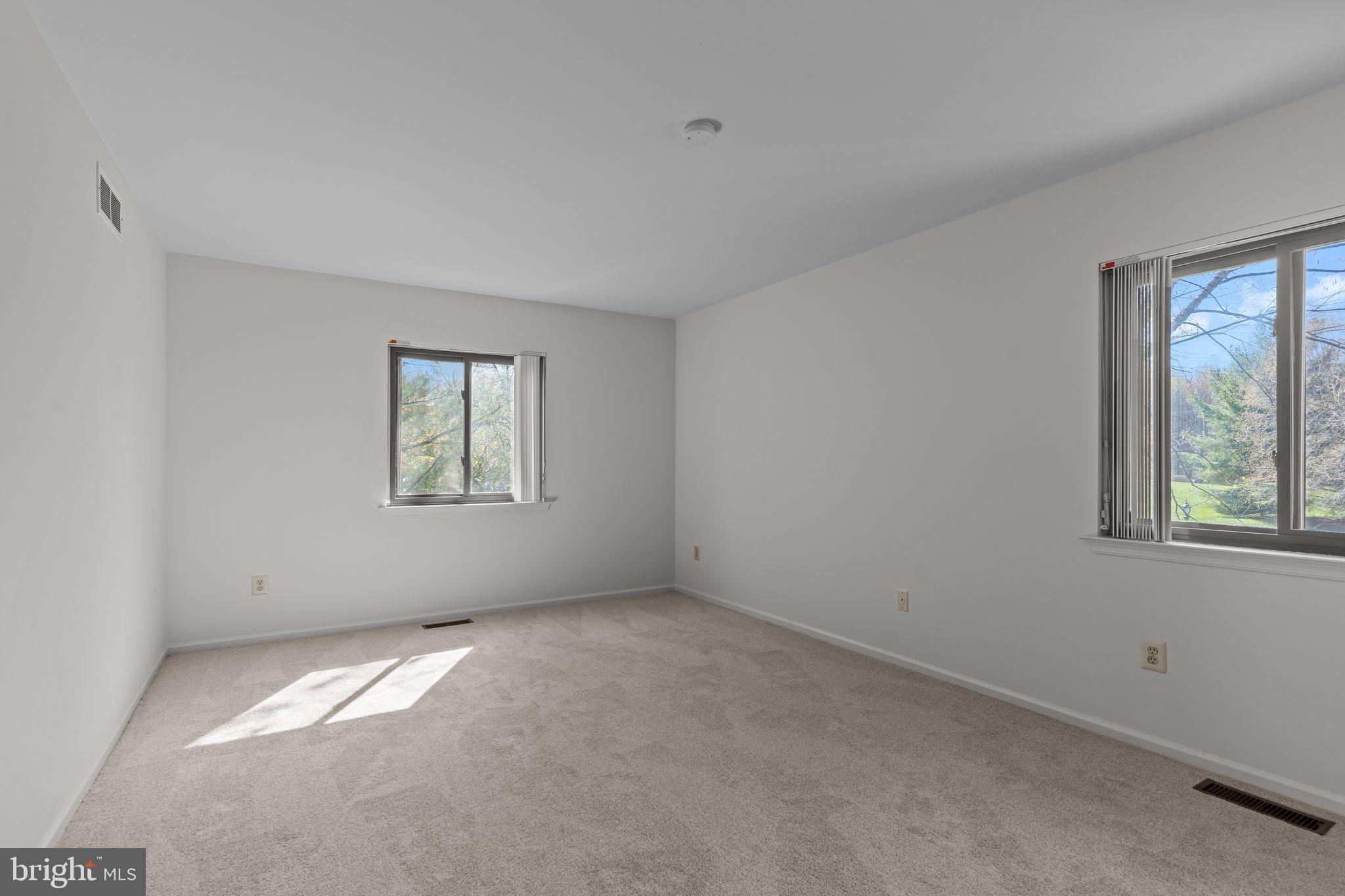 YARDLEY CORNERS - Residential