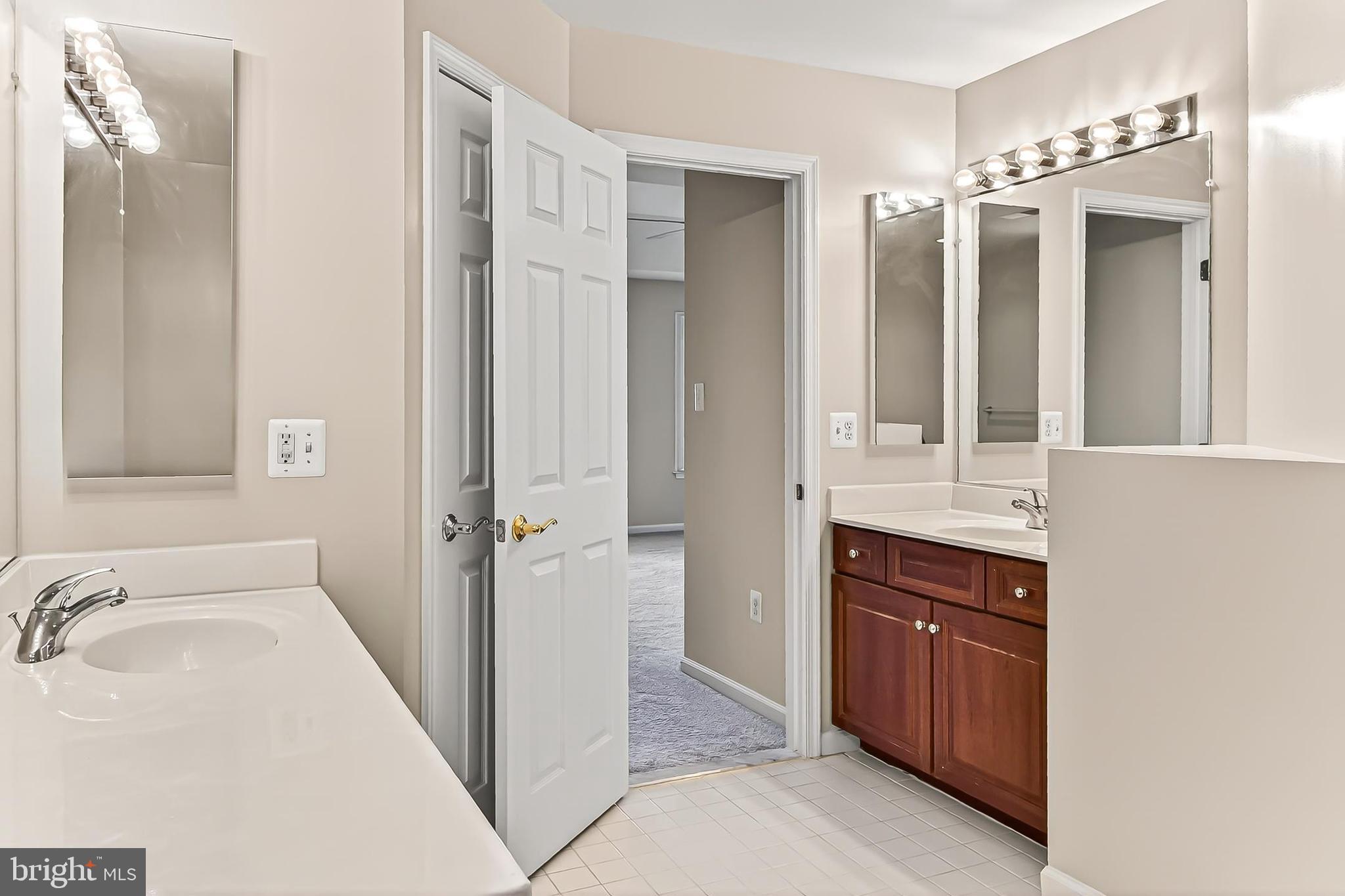 BELMONT BAY - Residential