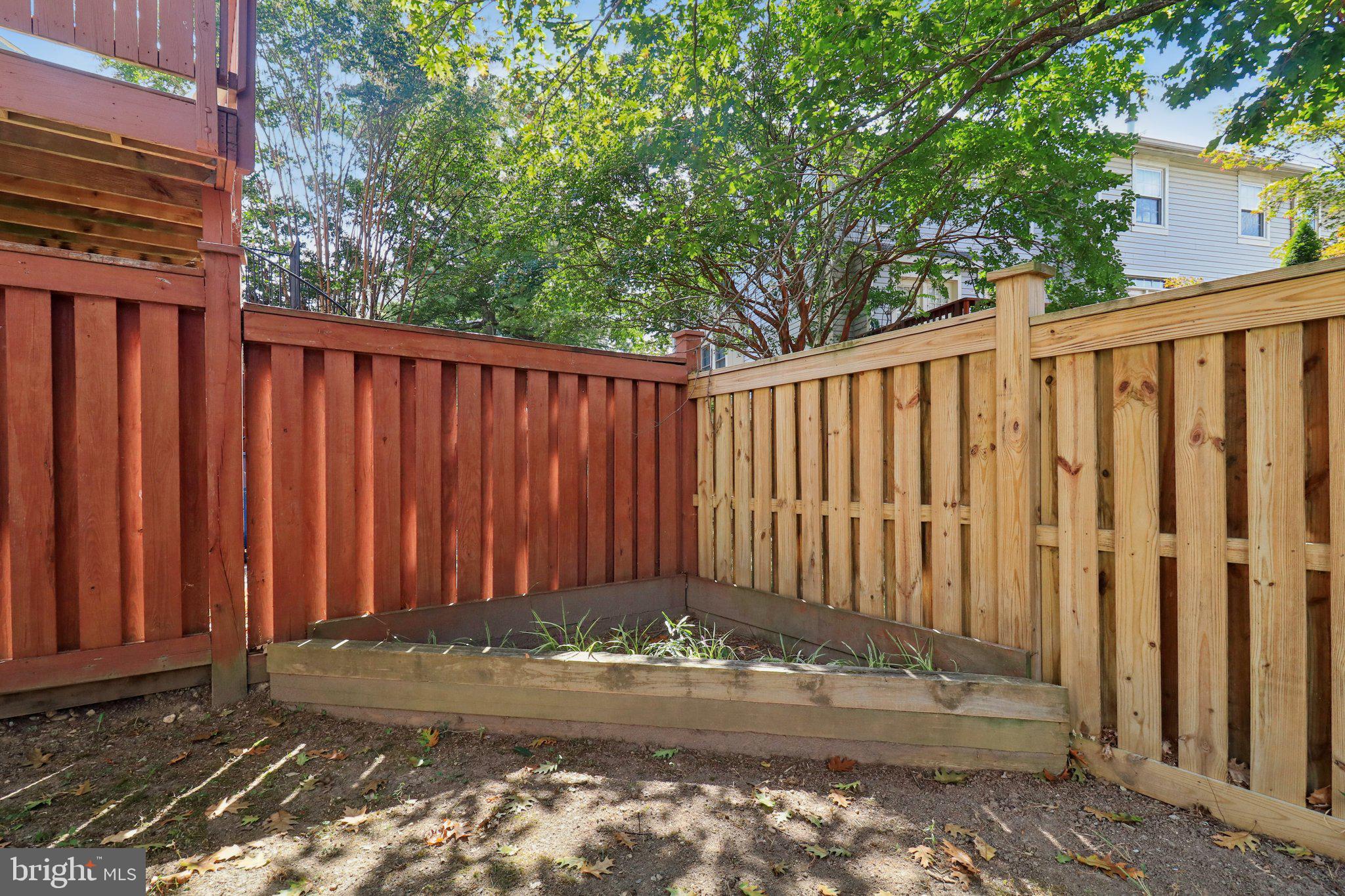 PENDERBROOK - Residential